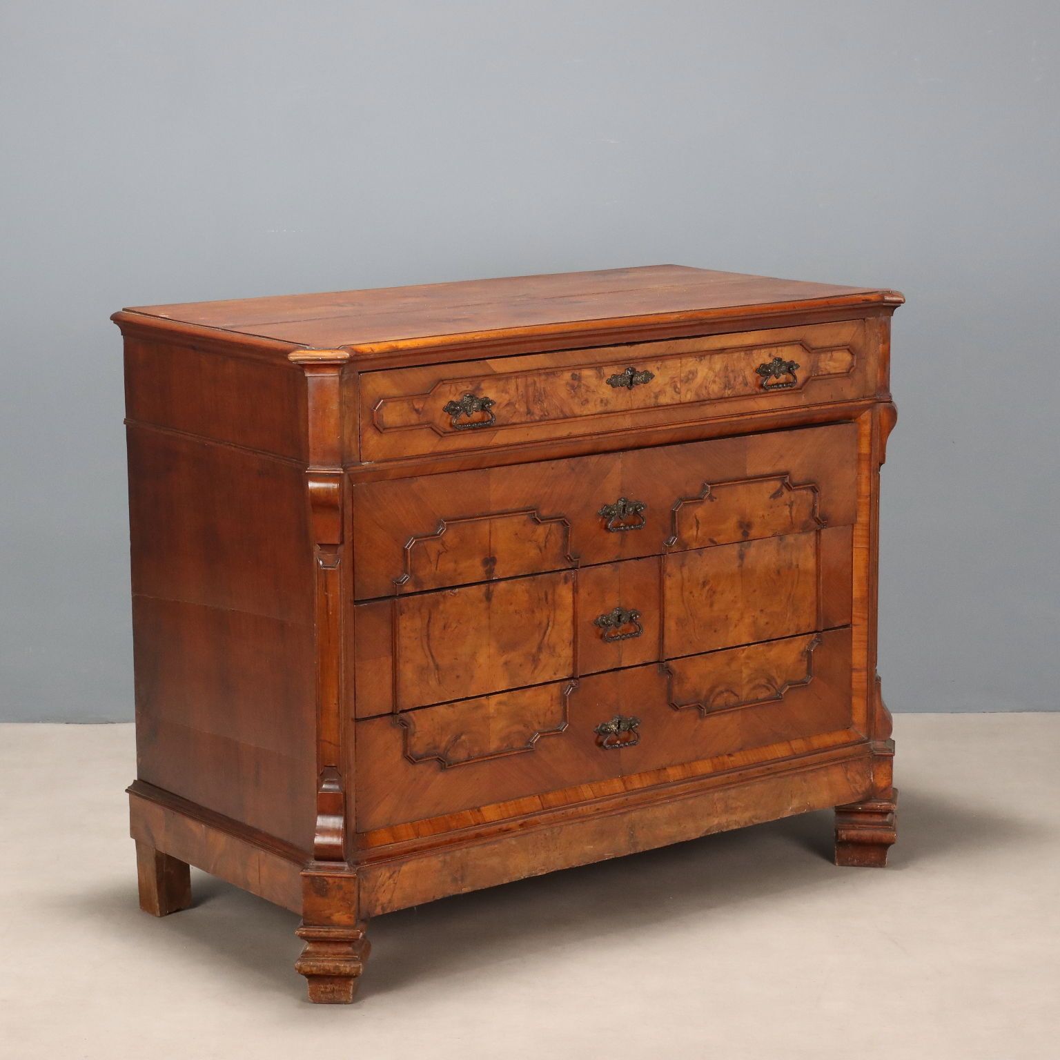 Antique Chest Of Drawers Umbertino Walnut XIX Century