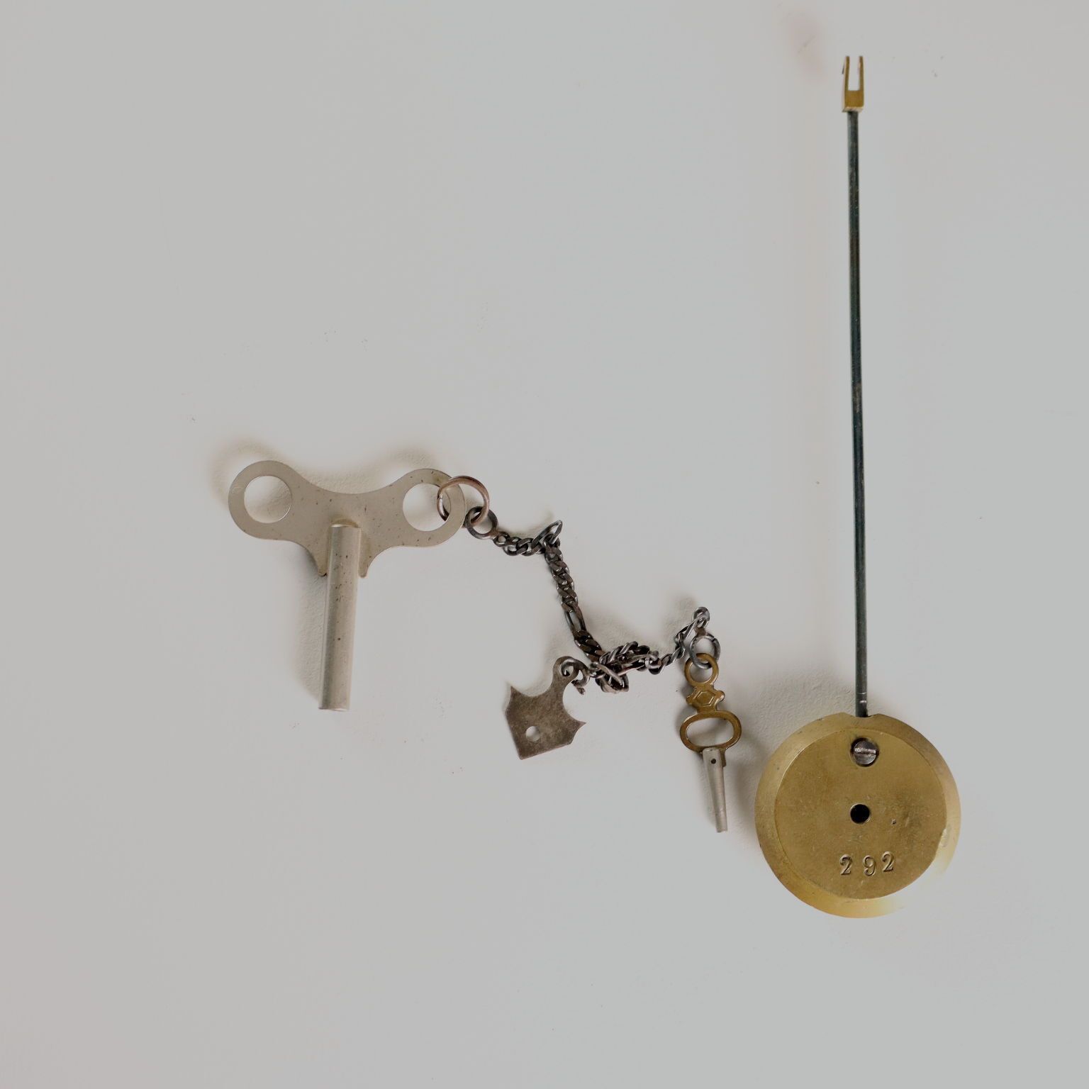 Décoration Pendule triptyque d'époque en bronze doré et porcelaine, France, XIXe siècle photo