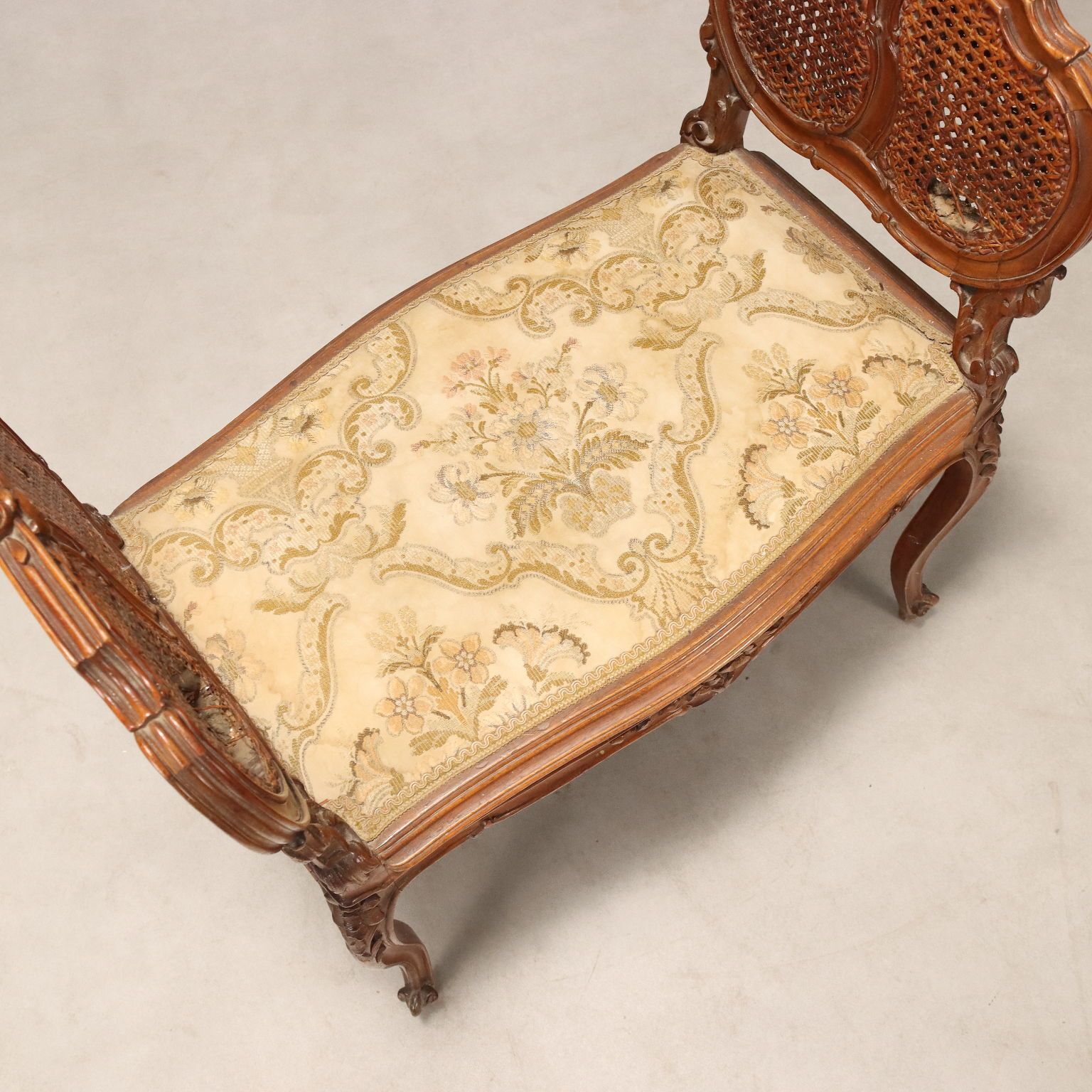 photo furniture Bench Baroque Style Walnut Fabric Italy XIX Century