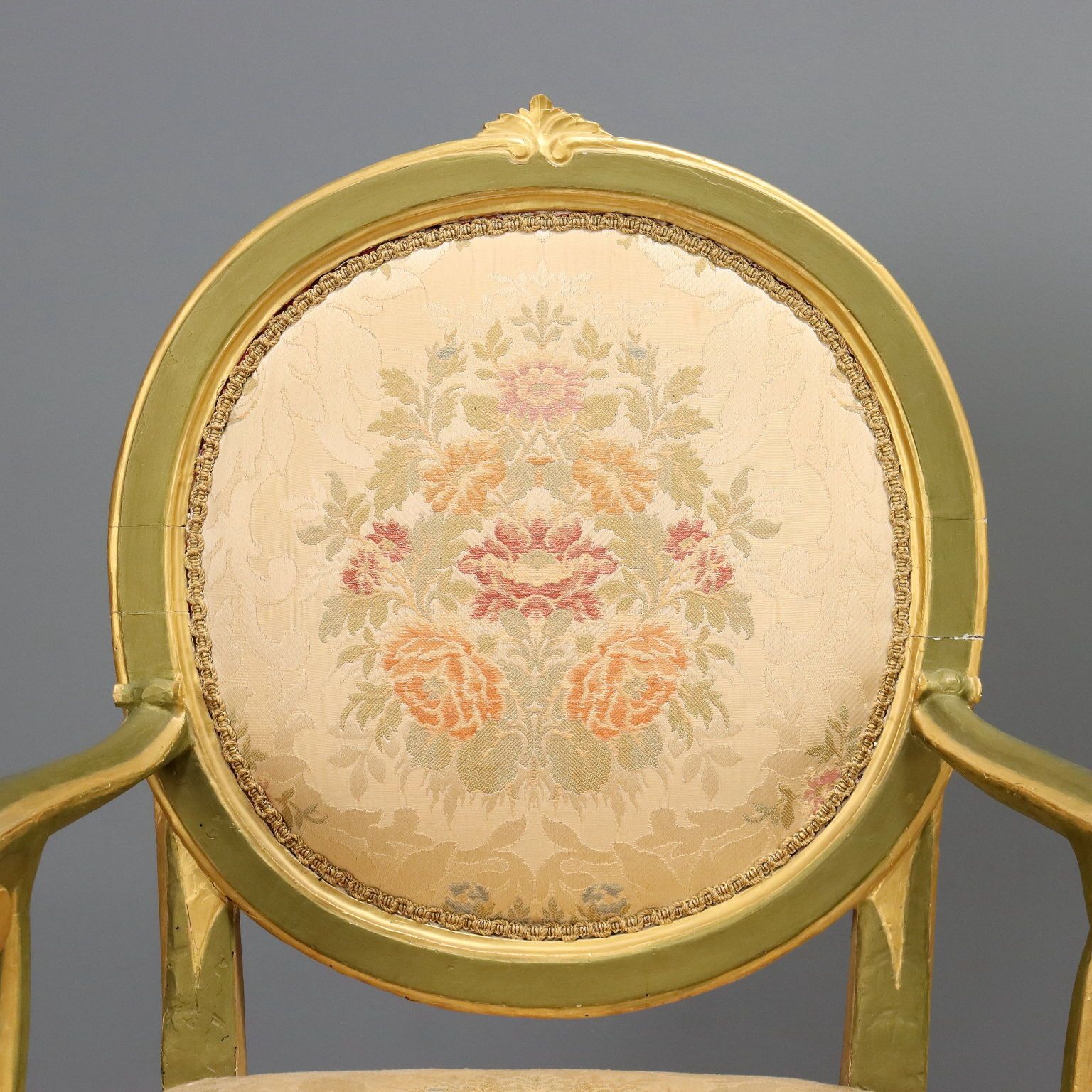Fauteuils baroques en bois laqué doré, Italie, XVIIIe siècle photo buy