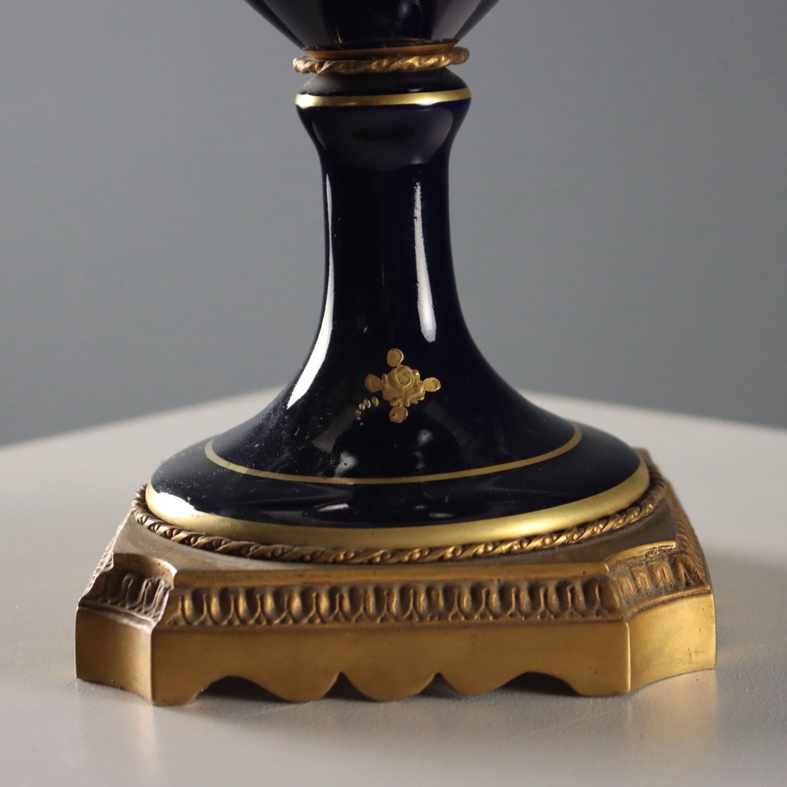 480.0 Antique Sèvres Porcelain Vase Gold Decorations France XX Century photo
