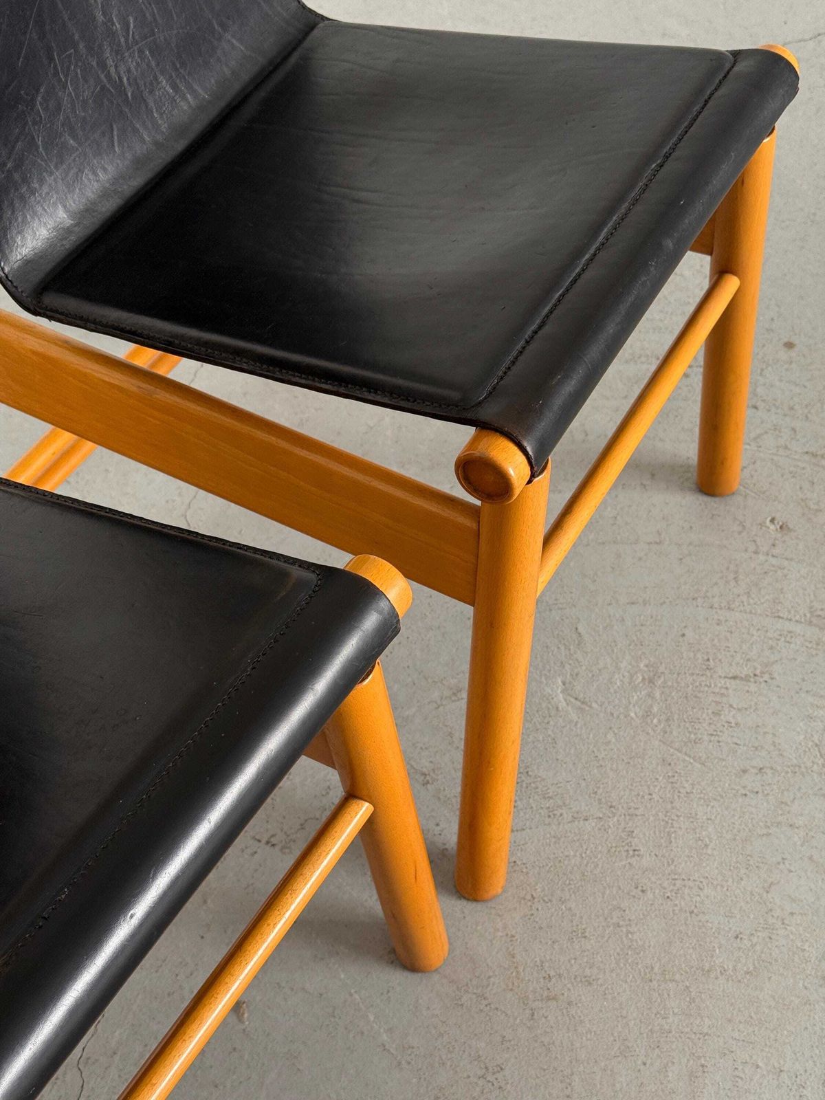 photo furniture Pair Of Italian Sculptural Mid Century Modern Dining Chairs, Black Leather And Wood, Italy 1970s