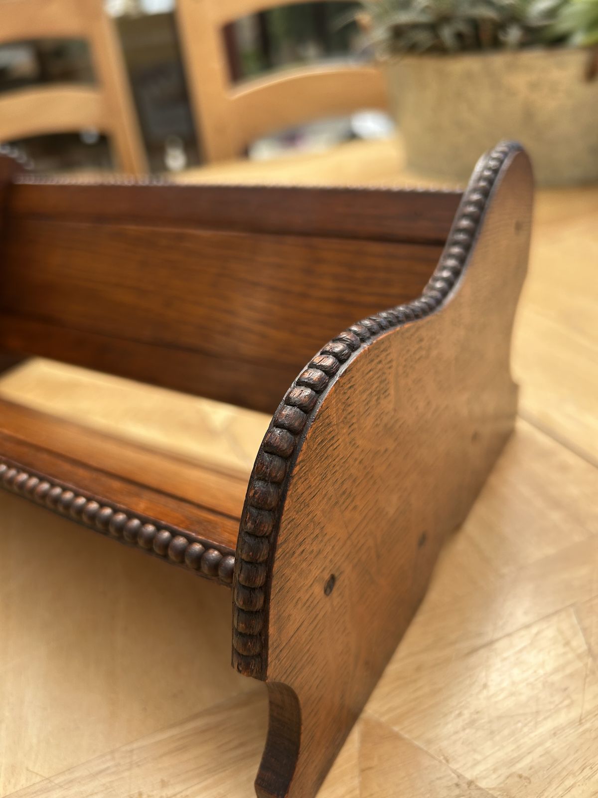 Antique Oak, Beaded Expanding Book Trough Slide photo Furniture