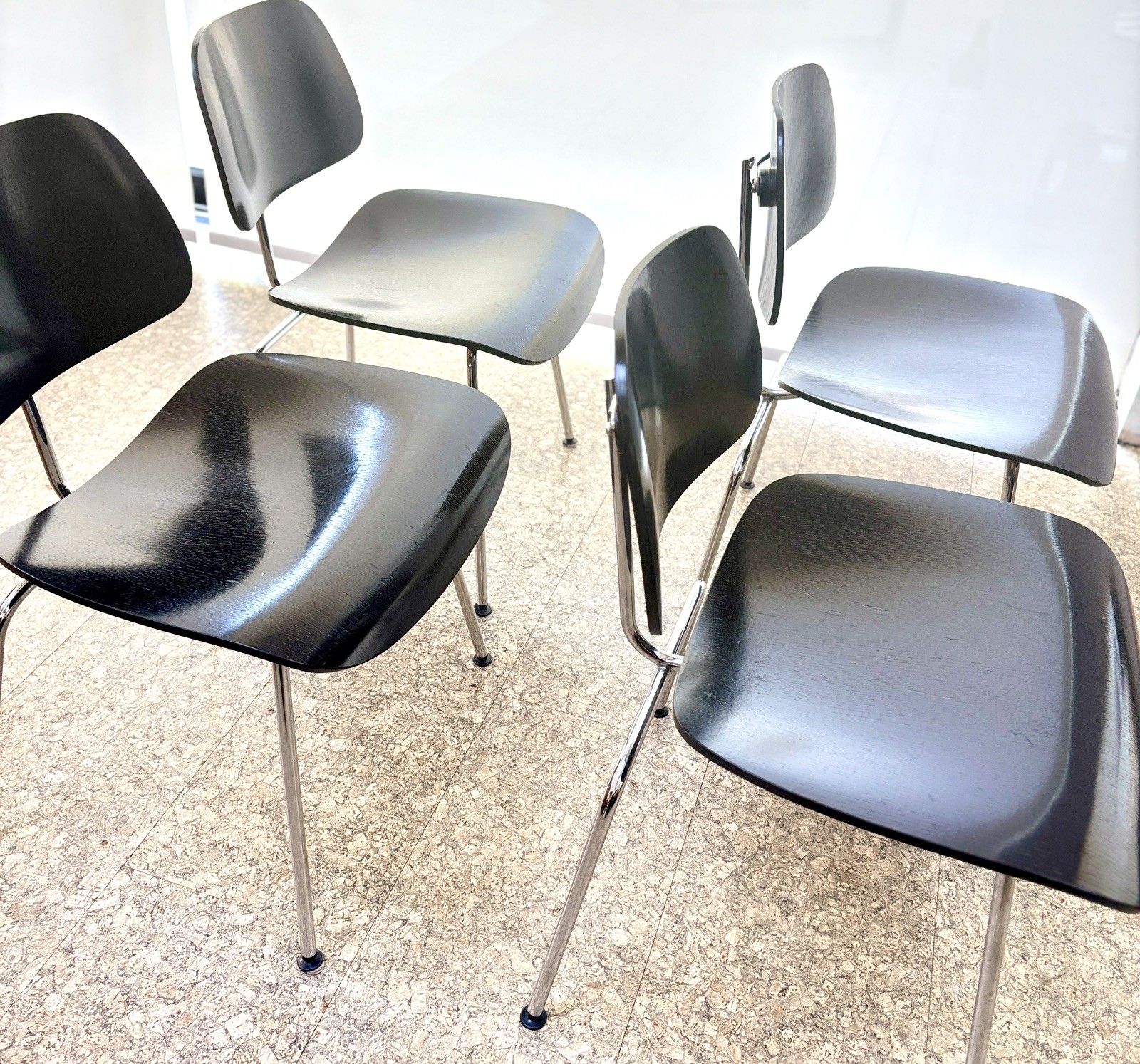 825.0 Vintage Mid Century Dcm Black Plywood Dining 4 X Chairs/ Herman Miller Retro photo