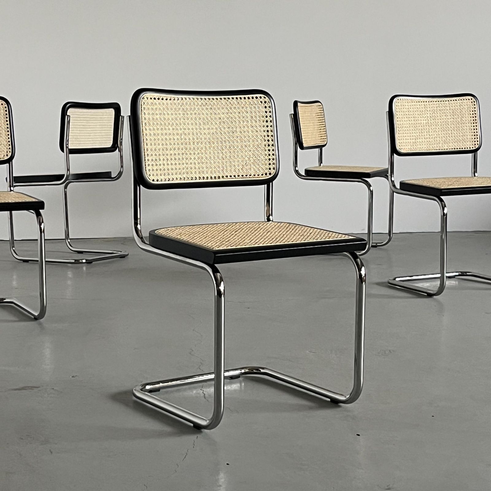 Marcel Breuer Cesca Mid Century Modern Cantilever Chair / Bauhaus Style B32 Design Chairs