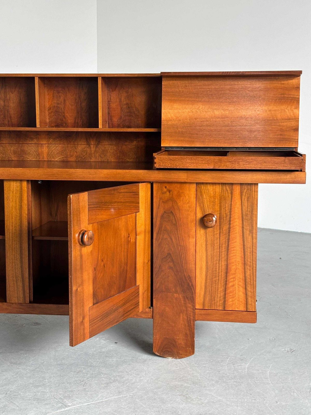 Large Vintage Geometric Sideboard In Walnut By Silvio Coppola For Bernini, Model ‘Pranzo 602’ photo vinterior