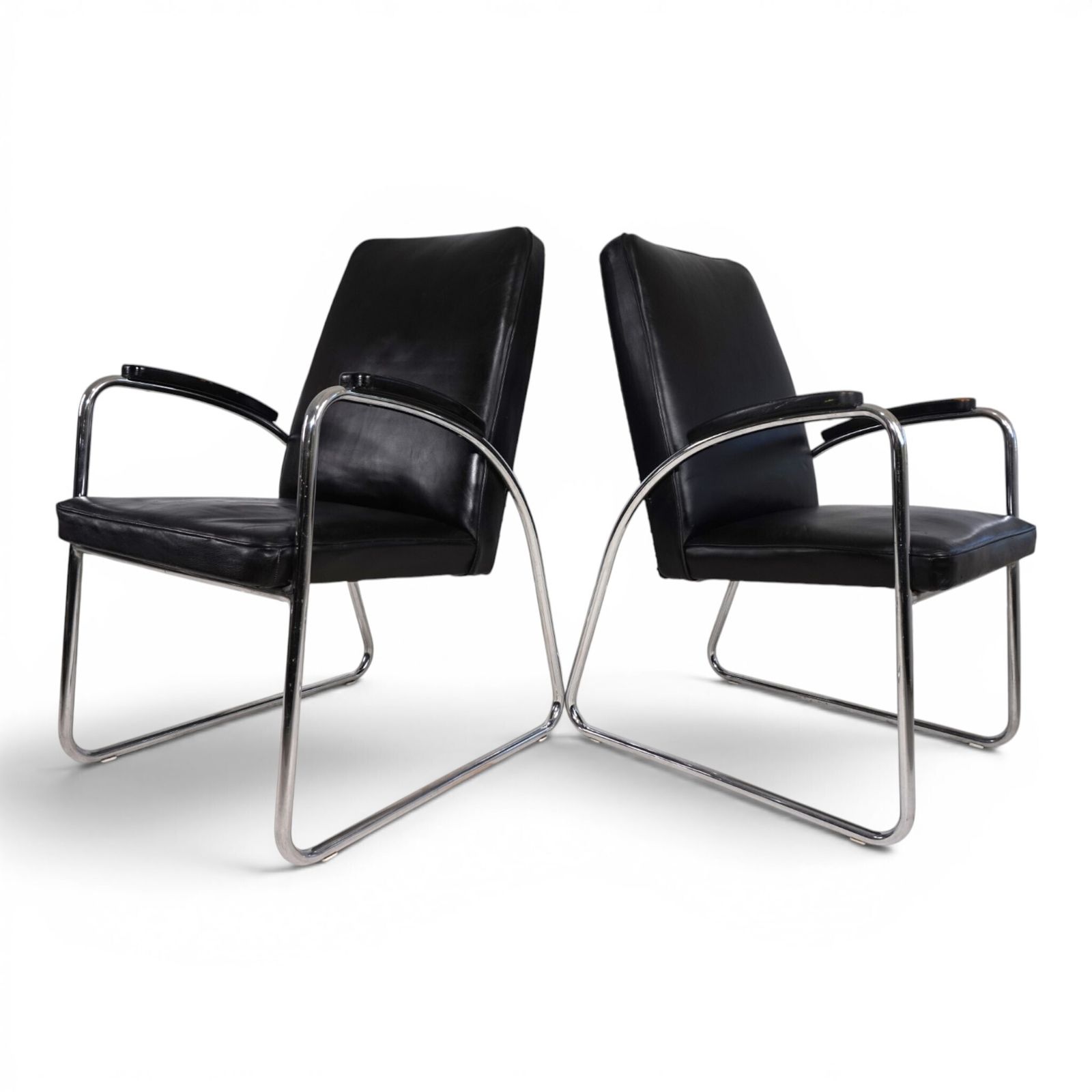 Set Of 2 Bauhaus Streamline Leather Tubular Steel Armchairs, 1930 photo furniture