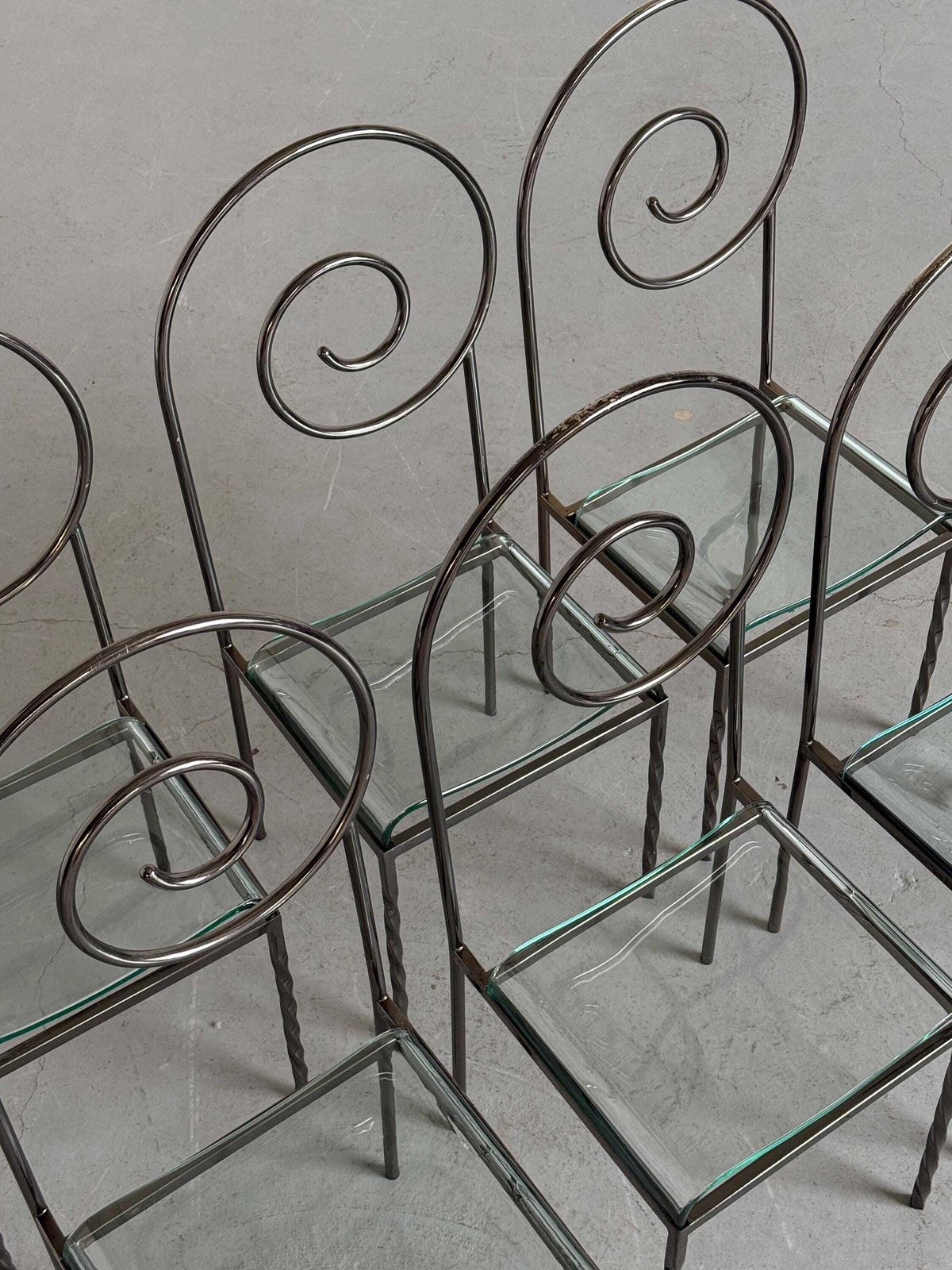 1 Of 6 ‘Suspiral’ Chairs By Luigi Serafini For Sawaya & Moroni, 1980s photo buy