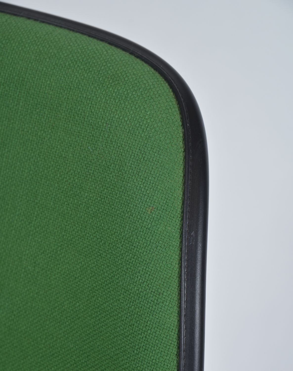 photo vintage 1960s Herman Miller Eames Fibreglass Shell Green Msx 1 Low Dressing Occasional Chair