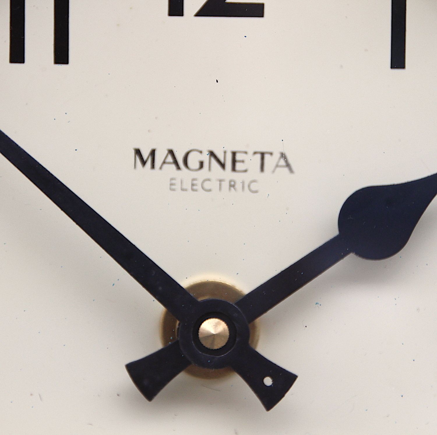Home Decor 1950s British Bakelite Vintage School / Railway Wall Clock. Fully Guaranteed. London Timepiece photo