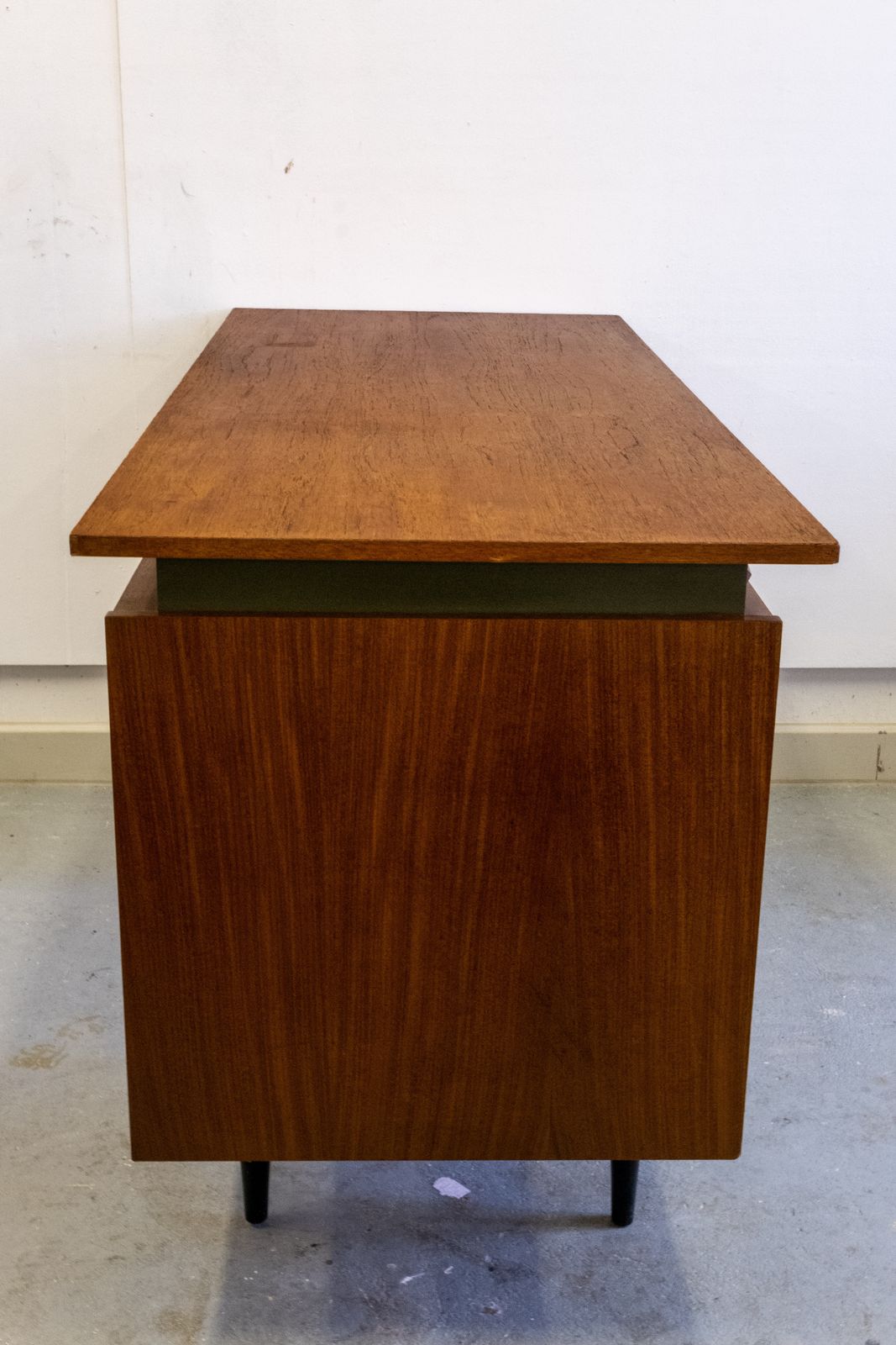 Mid Century Modern Teak Desk, Dutch, Cees Braakman photo vinterior
