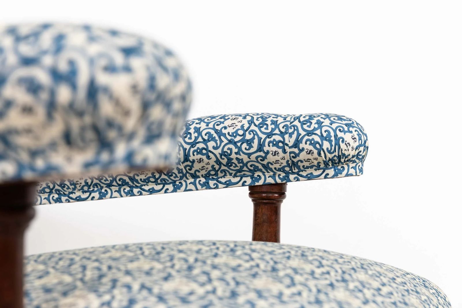 Mid 19th Century Howard & Sons Open Easy Armchair photo for sale