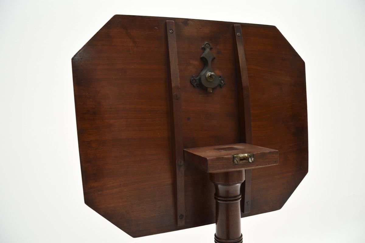 photo furniture Antique Georgian Mahogany Tilt Top Occasional Table