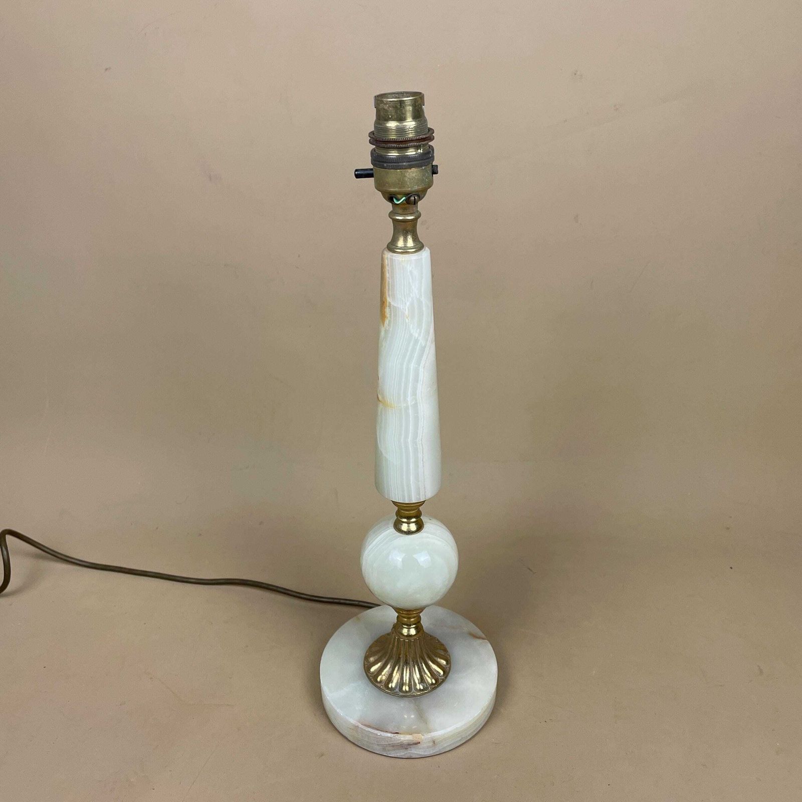 photo furniture Antique Onyx Marble Lamp Light Brass Gold Metal Green Bedside Side Table Column Marbled Patterned Vintage Pattern Stone Ornate Round Base
