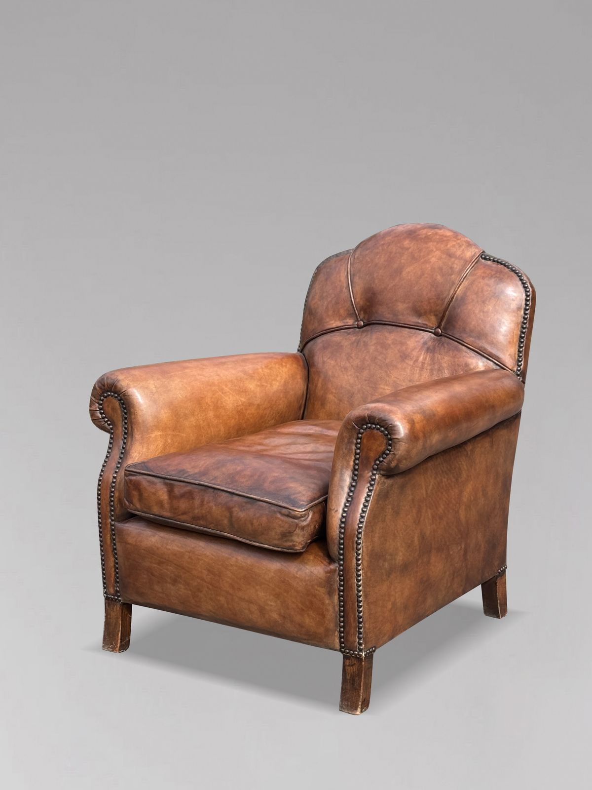 Pair Of Mid 20th Century French Brown Leather Club Armchairs photo vinterior