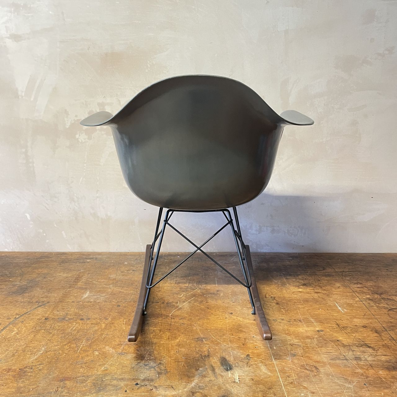 Eames Herman Miller Rar Rocking Chair In Elephant Grey photo vinterior