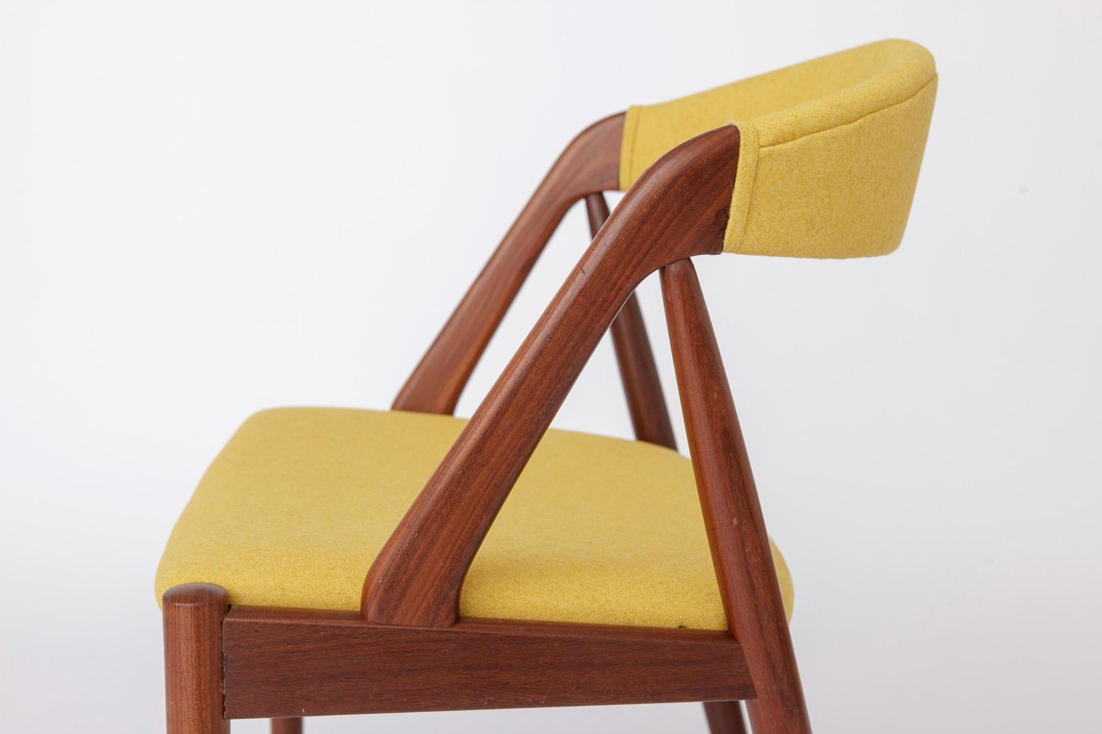 Kai Kristiansen Model 31 Chair, Schou Andersen 1960s, Danish Teak Dining Chair, Restored Upholstered, Mid Century Modern photo vintage