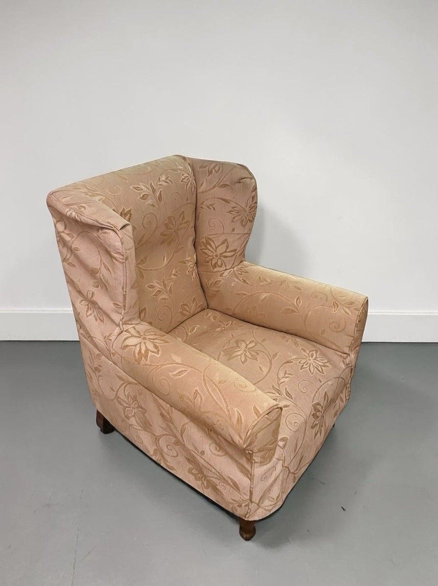 photo vintage Antique Country House Walnut Armchair Wingback Victorian C1890s Superb Quality