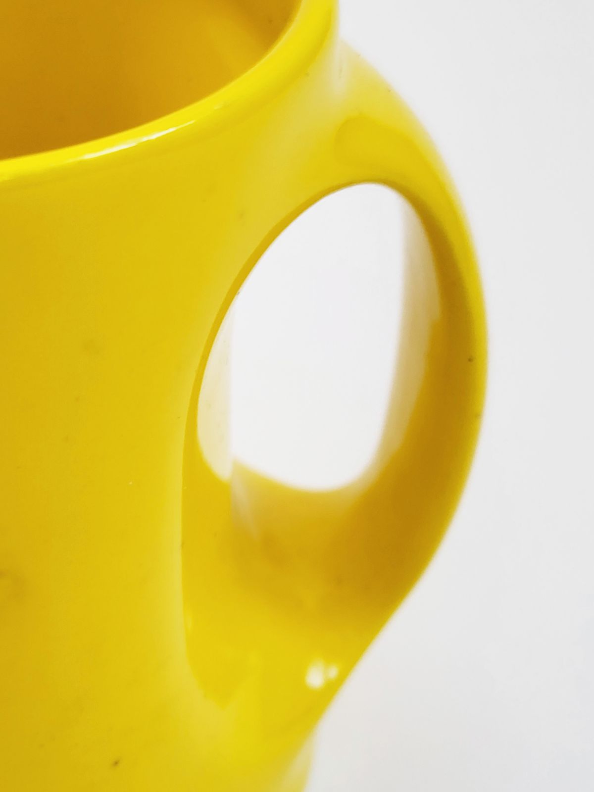Set Of 3 Italian Pop Art Ceramic Mugs, Design Studio Opi Milano For Gabbianelli Ceramiche, 1960s photo for sale