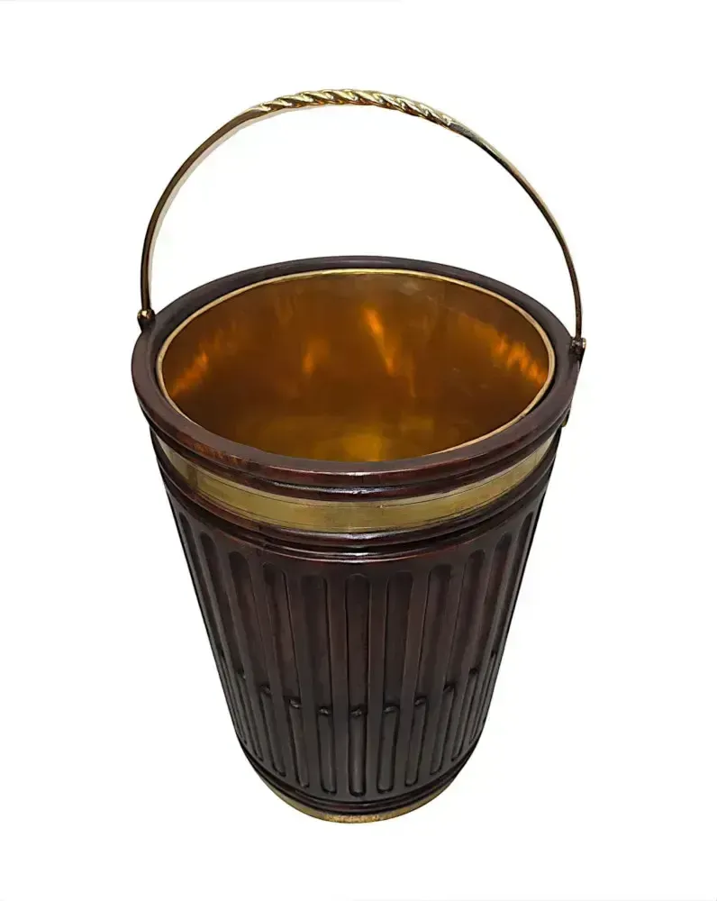 A Gorgeous Large 20th Century Irish Design Hand Made Peat And Log Bucket With Brass Liner And Fittings photo vinterior