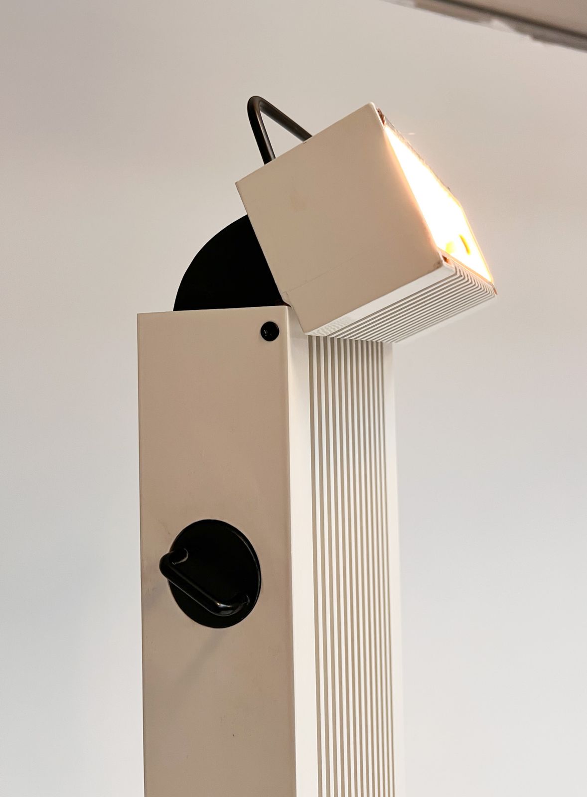 photo vintage Zagar Floor Lamp By Sergio Carpani For Stilnovo, 1980’s