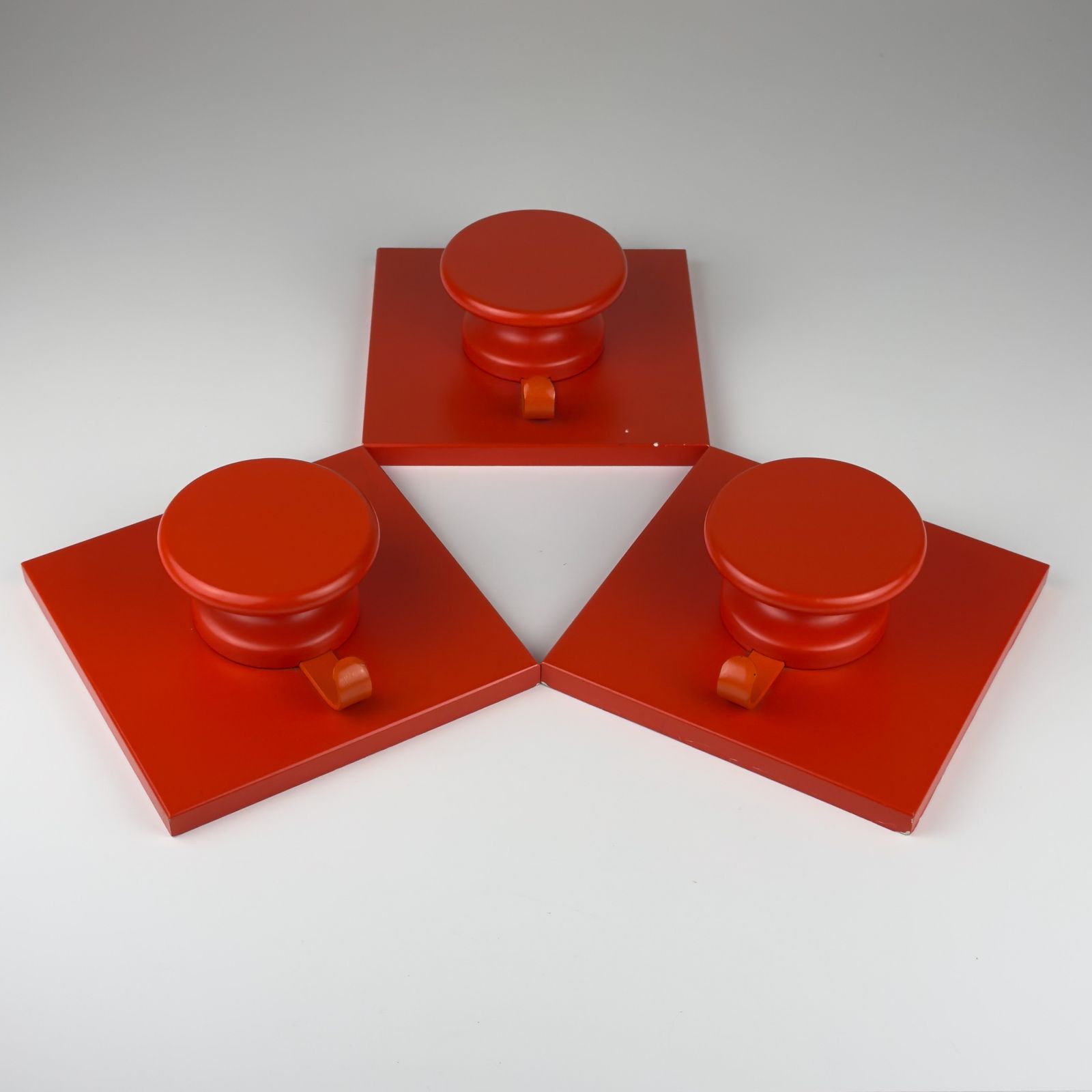 photo furniture Mid Century Wall Hangers Space Age, Italy, 1980s, Set Of 3
