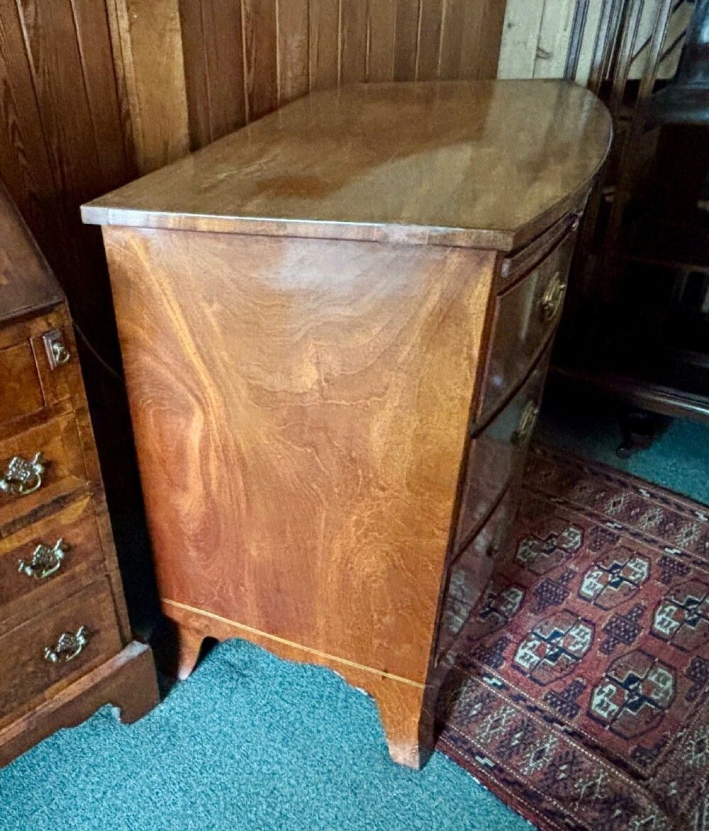 Fine Regency Mahogany Bow Front Chest Of Drawers photo 743.0