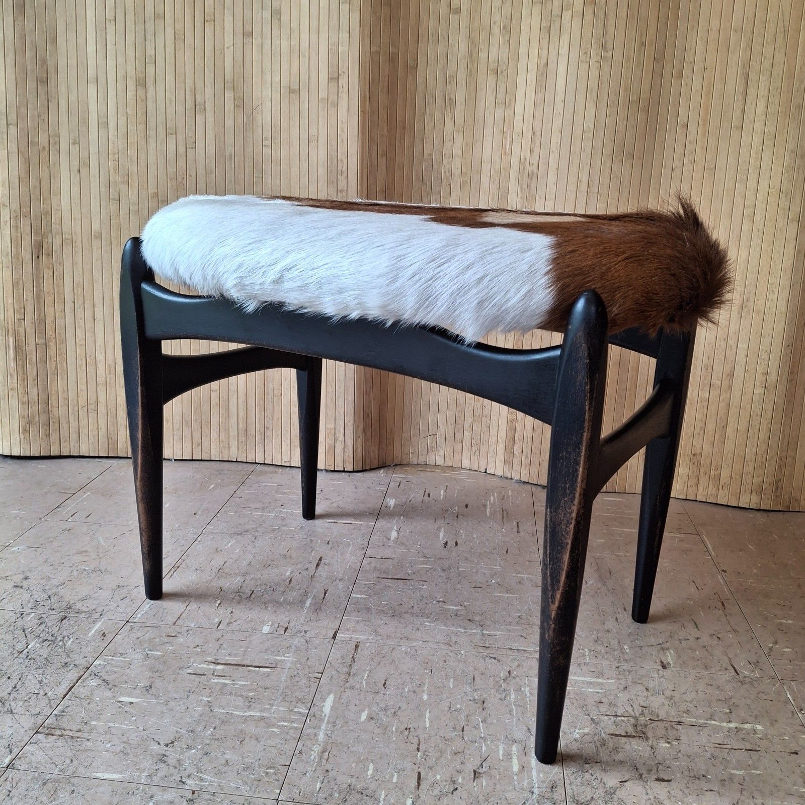 Fab Vintage Mid Century Elliotts Of Newbury Teak Dressing Table Stool Goatskin photo buy