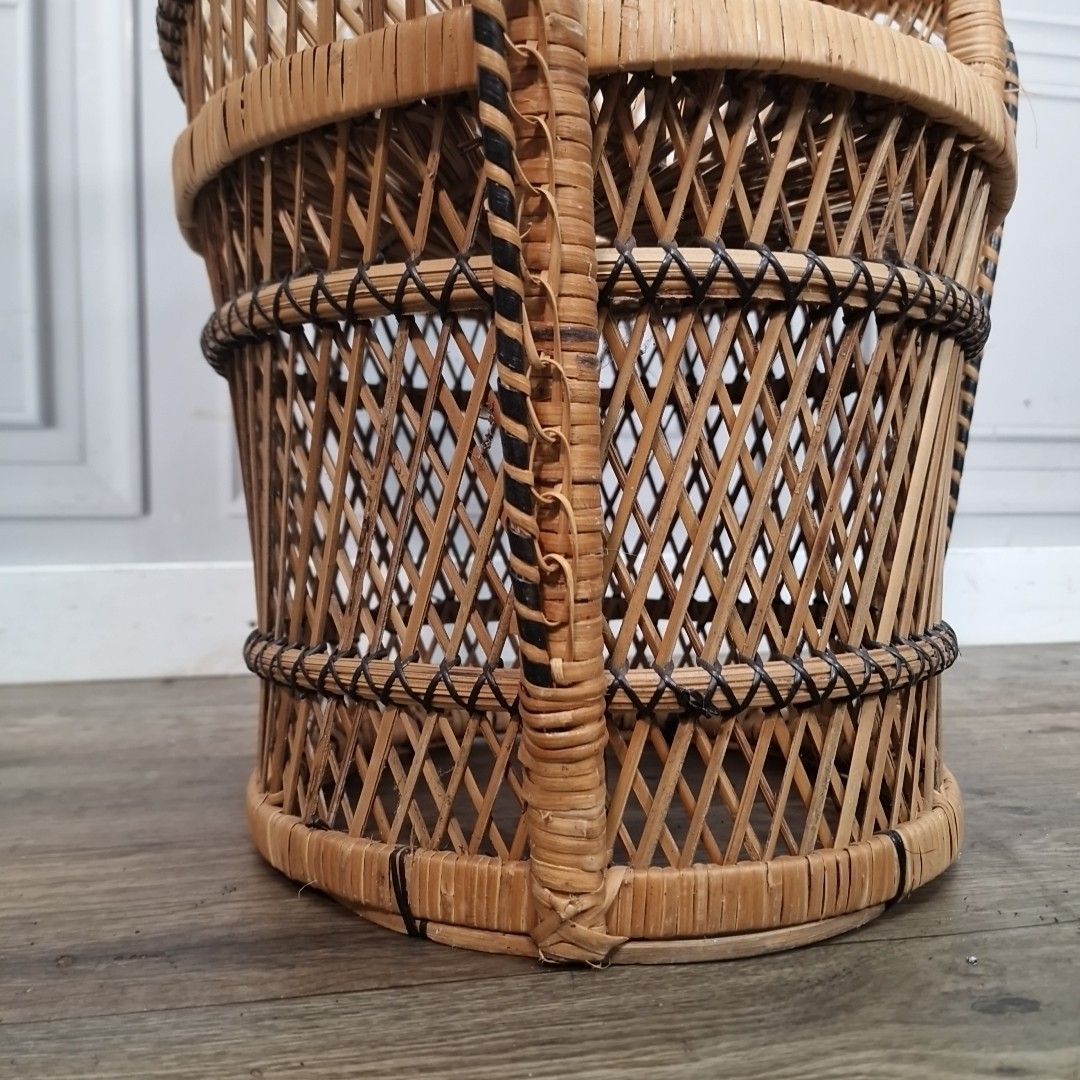 photo vintage Retro Vintage Childs Small Rattan Bamboo Tub Chair Mid Century Seat Boho Tiki