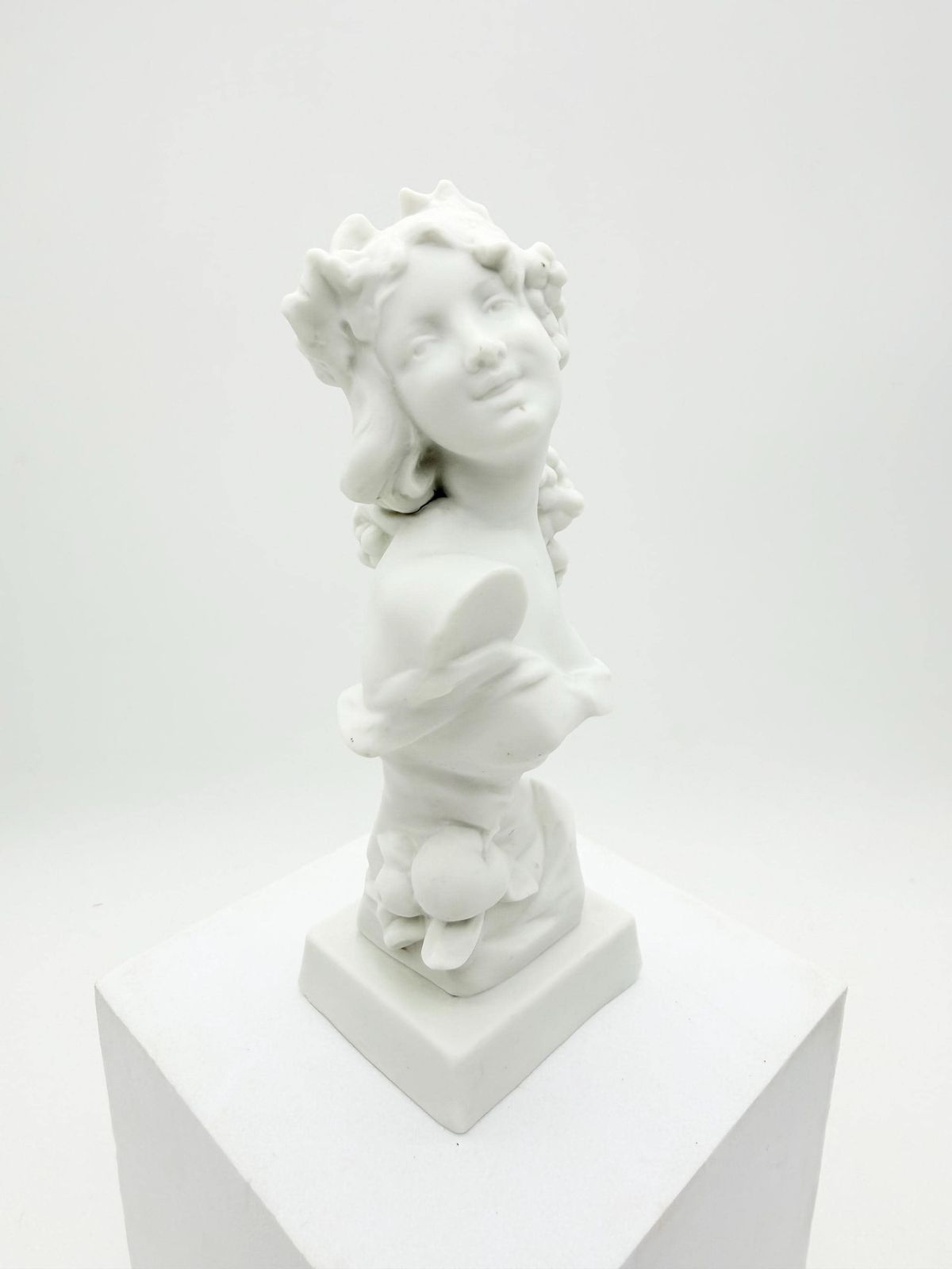La Courtille Paris Antique French Bisque Porcelain Bust Circa 1810, Locre Factory Bisque Figurine photo Art
