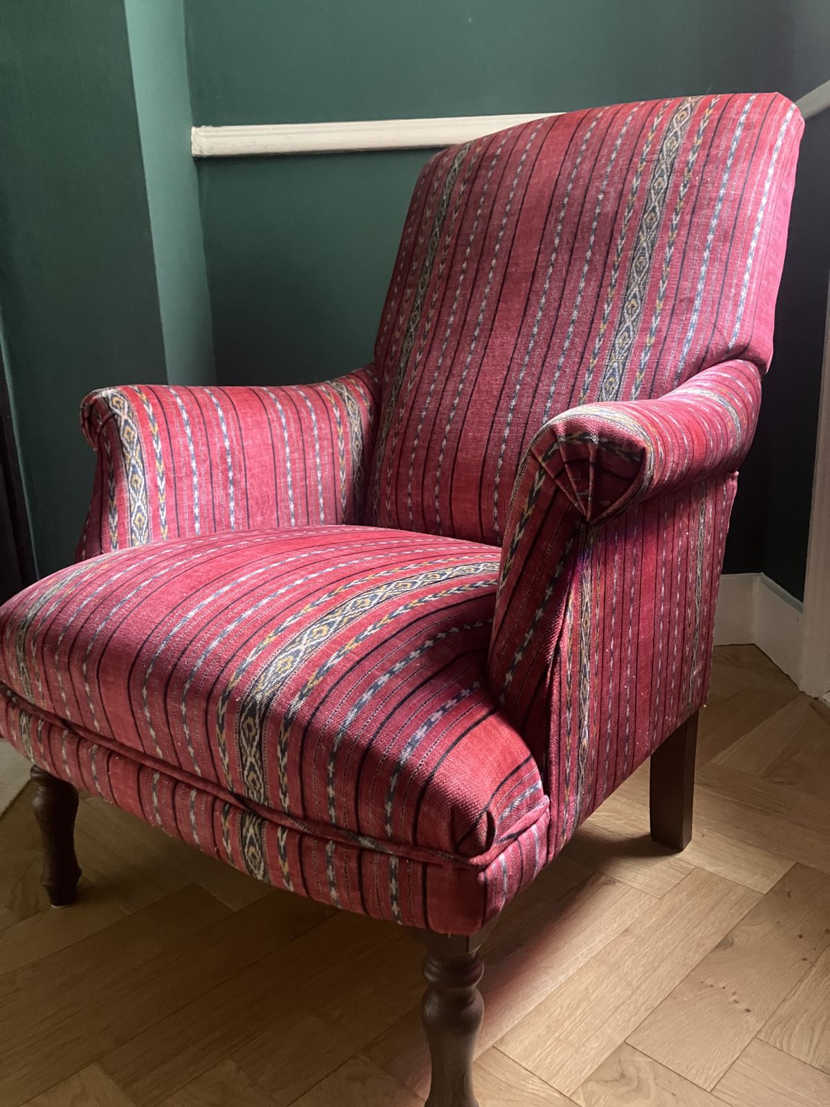 photo furniture Snape Chair, Less Than 6 Months Old, Spotless Condition Rrp £2354