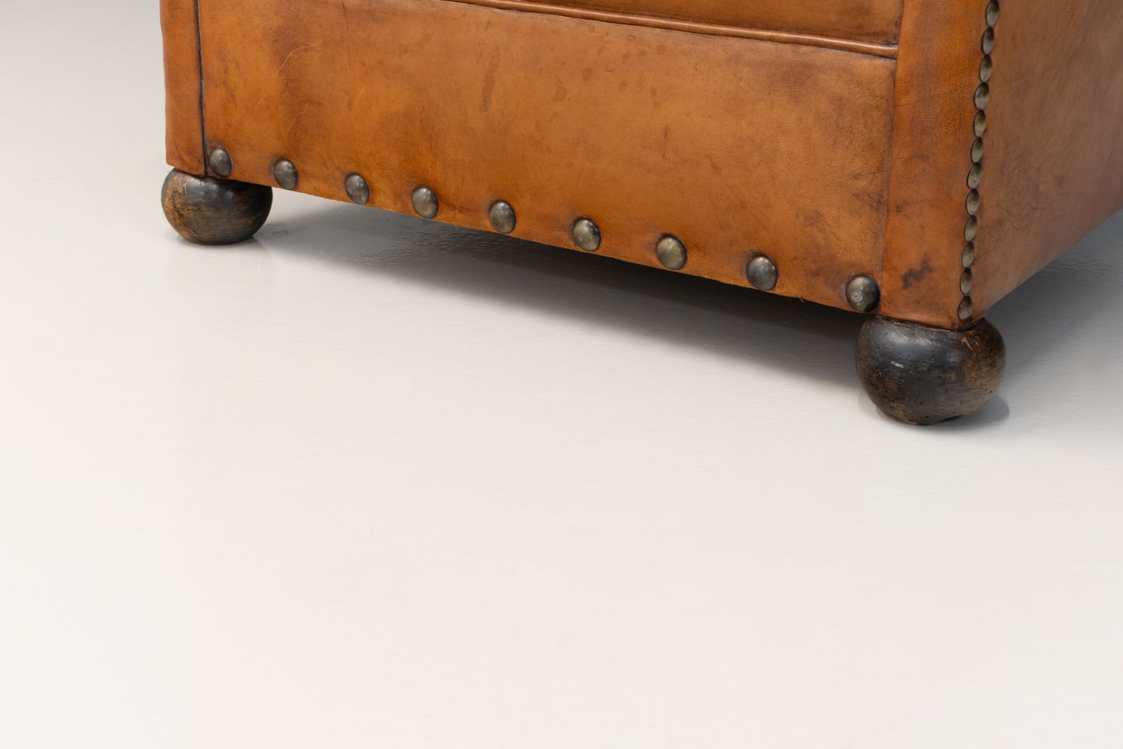 photo furniture Leather Desk Chair, 1800s, Walnut