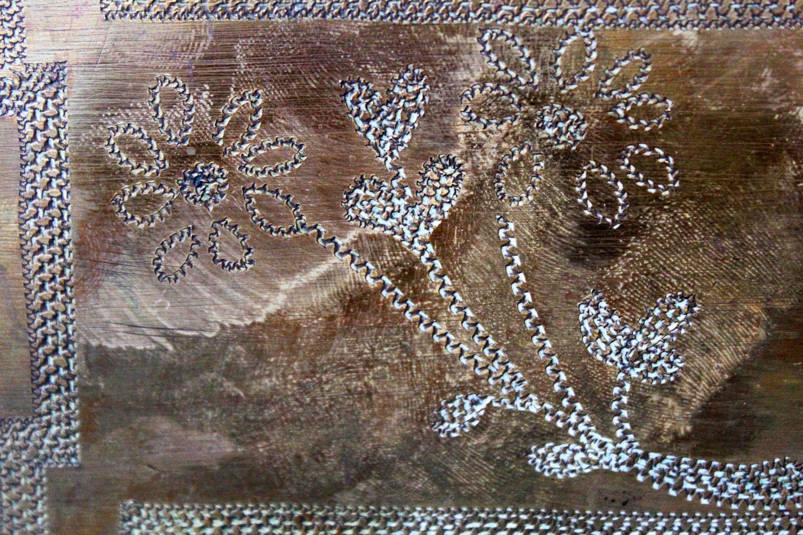 photo vinterior Cassette forte d'époque en laiton massif, faite main, gravée main, papillon, prénom Irene, dicton français, plus de 2 kilos, sans clé