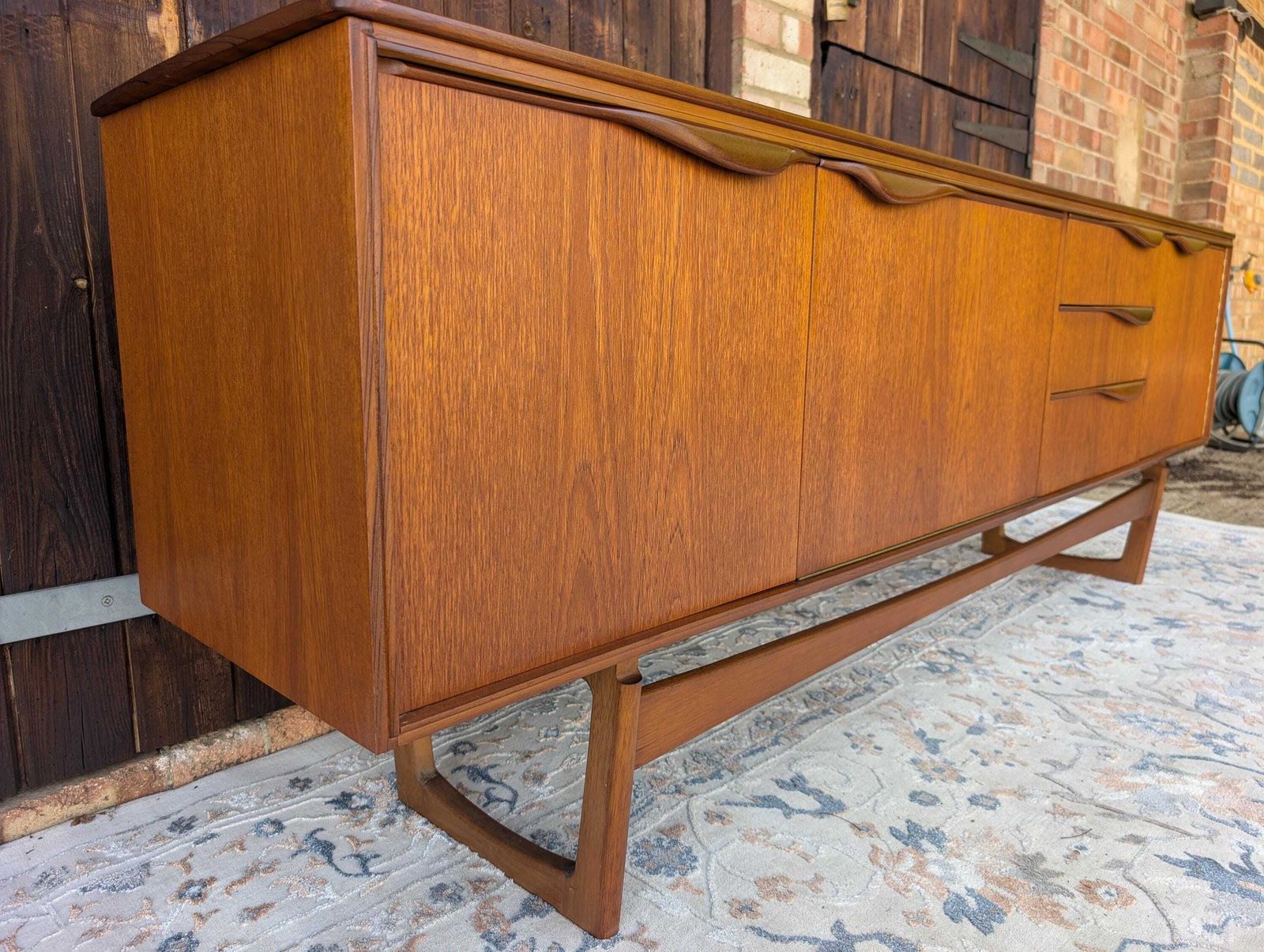 William Lawrence Sideboard Mid Century Modern Teak 1960s. Rare Retro Find In Amazing Condition. photo Furniture
