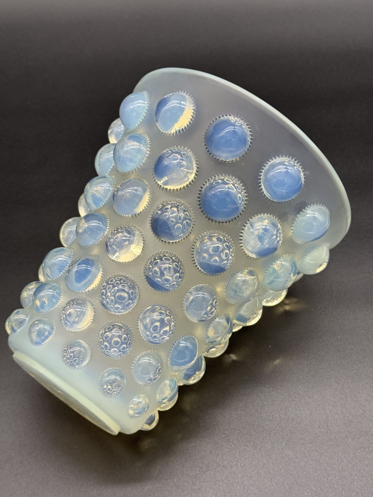 A R.Lalique Bamako Opalescent  Vase photo 4500.0