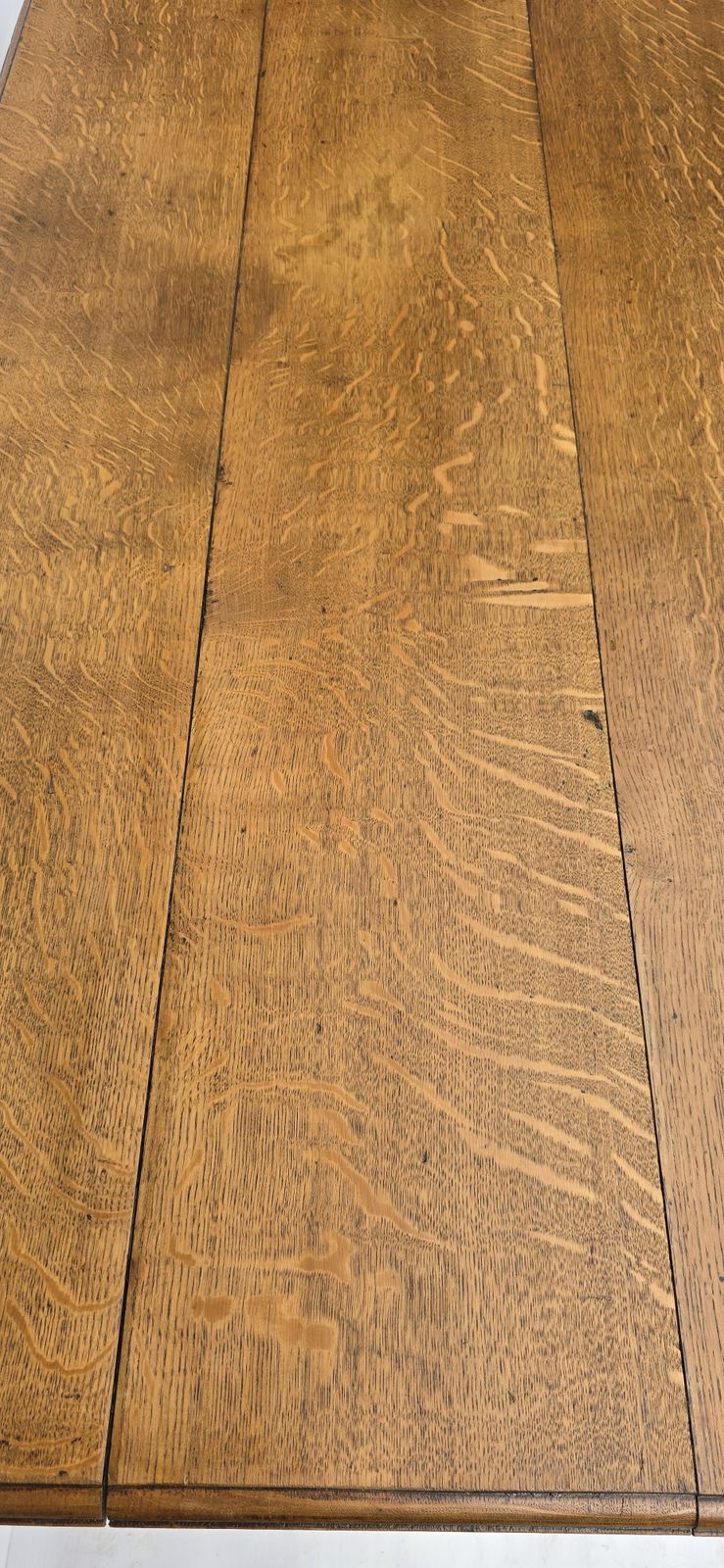 Superb 19th Century Golden Oak Pedestal Desk. photo vinterior
