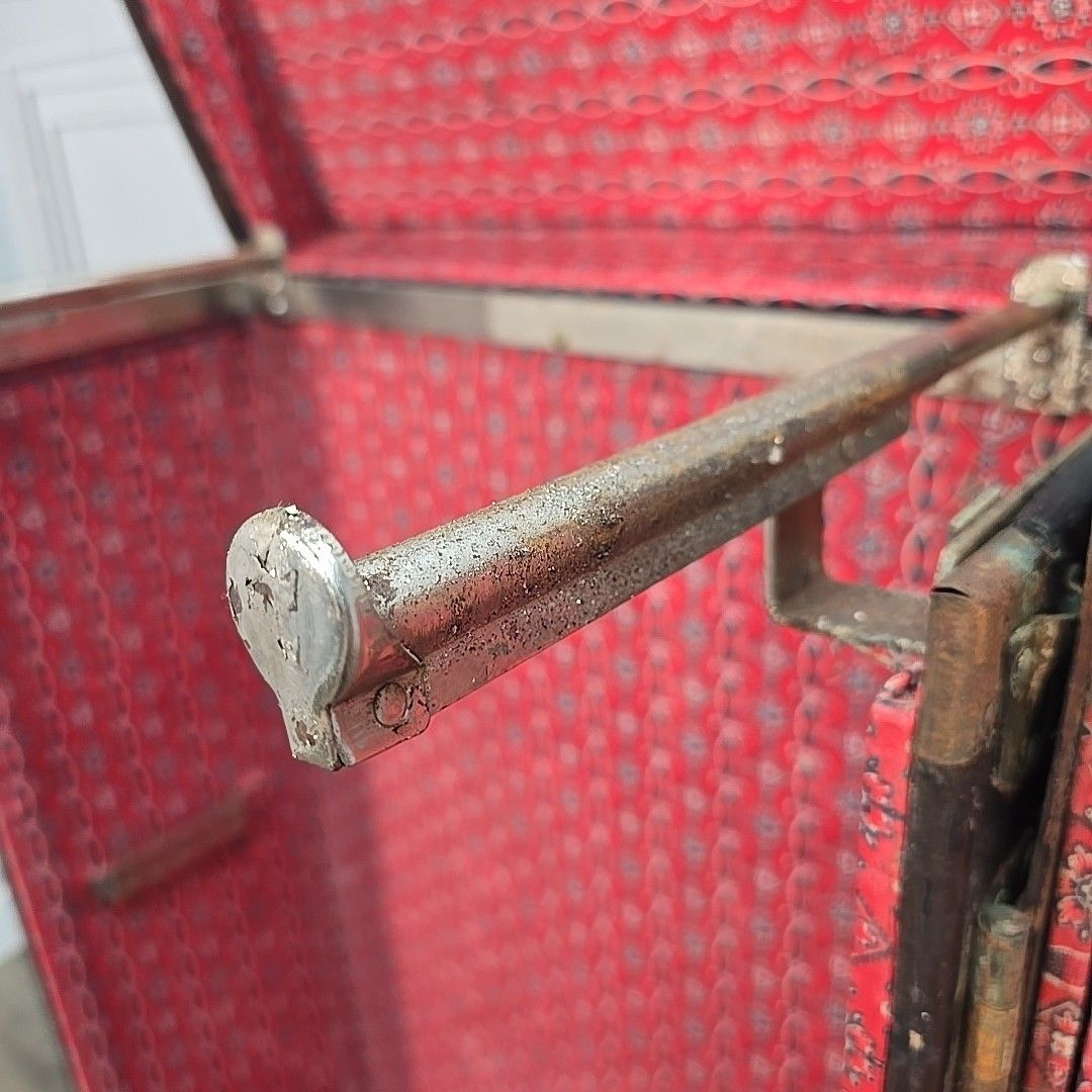 270.0 Antique Steamer Trunk Wardrobe Clothes Chest Cabin Trunk Drawers Hanging Rail photo