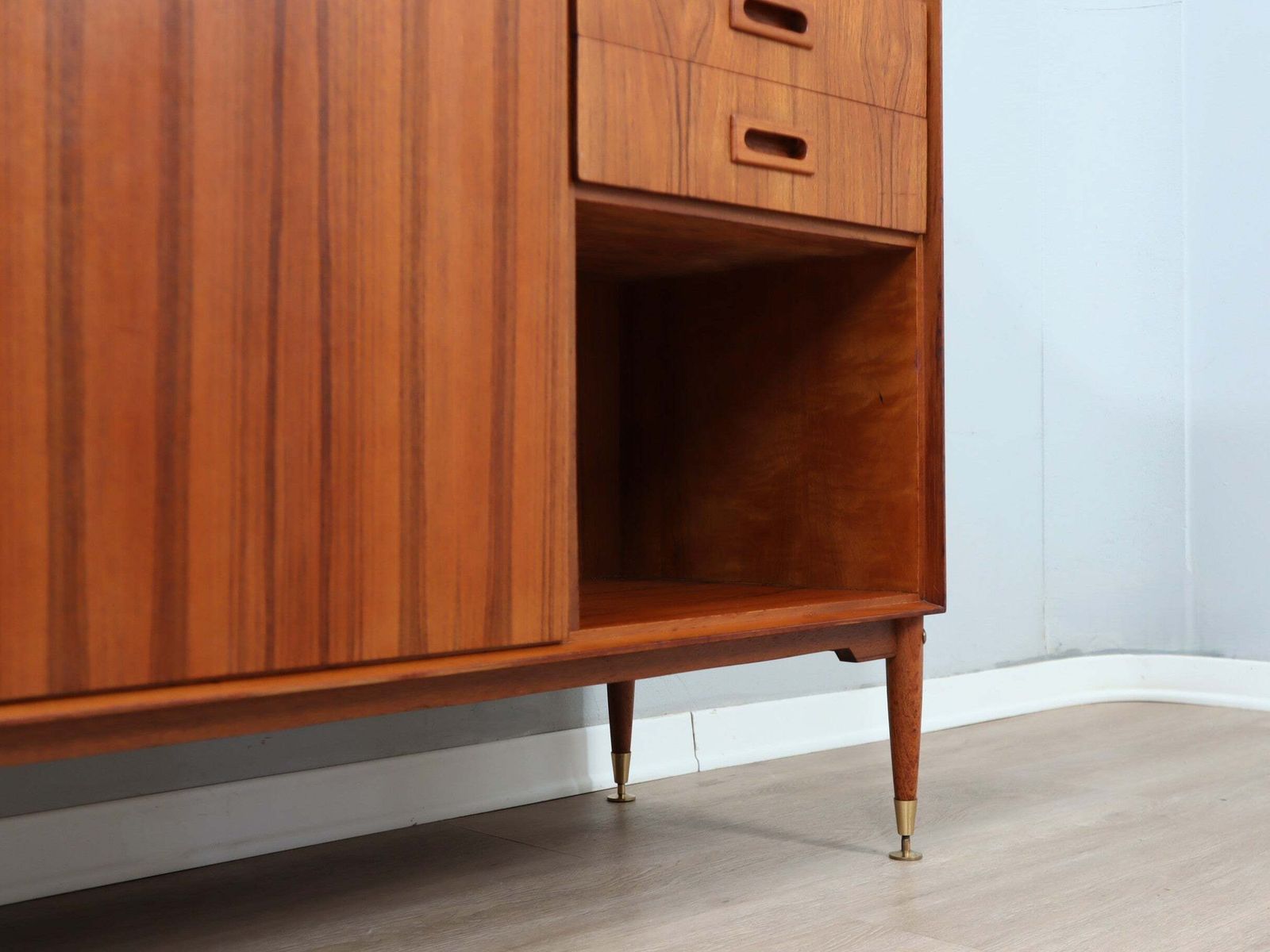 1960s Italian Mid Century Teak Highboard Restored With Brass Feet photo vinterior