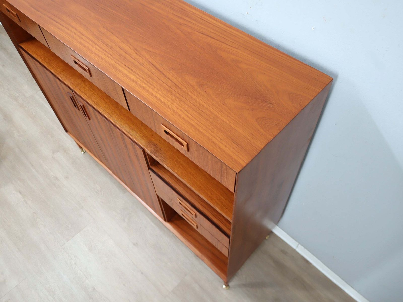photo vinterior 1960s Italian Mid Century Teak Highboard Restored With Brass Feet