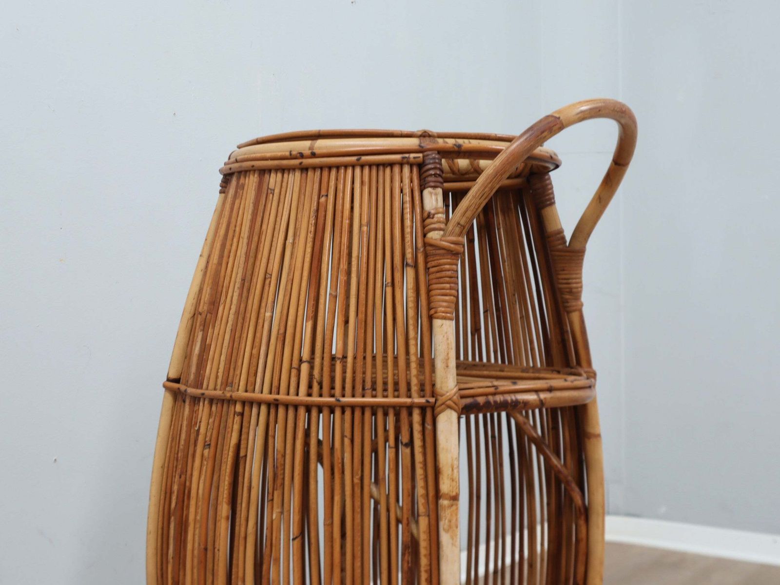 1960s Italian Mid Century Modern Rattan Barrel Bar Cart photo buy