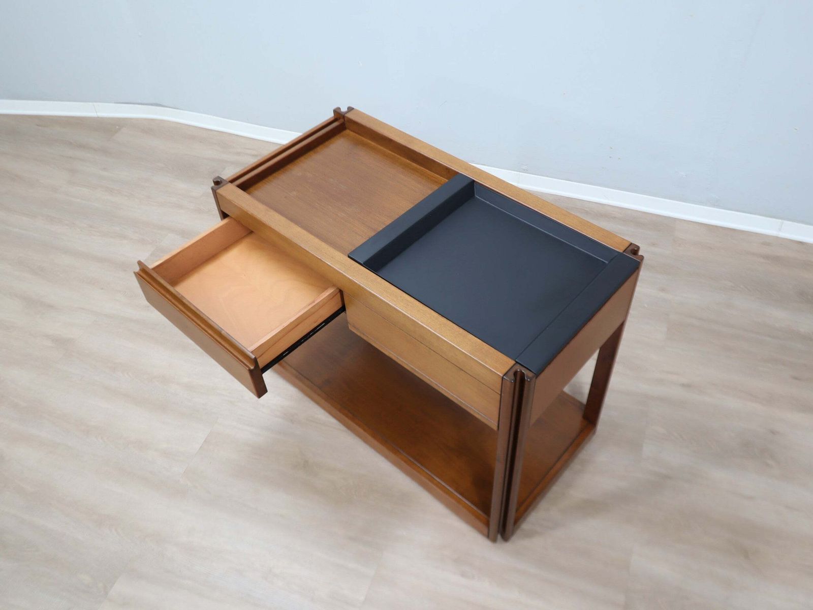 Chariot bar Molteni 4D Series en bois massif, par Angelo Mangiarotti, années 1970 photo vinterior
