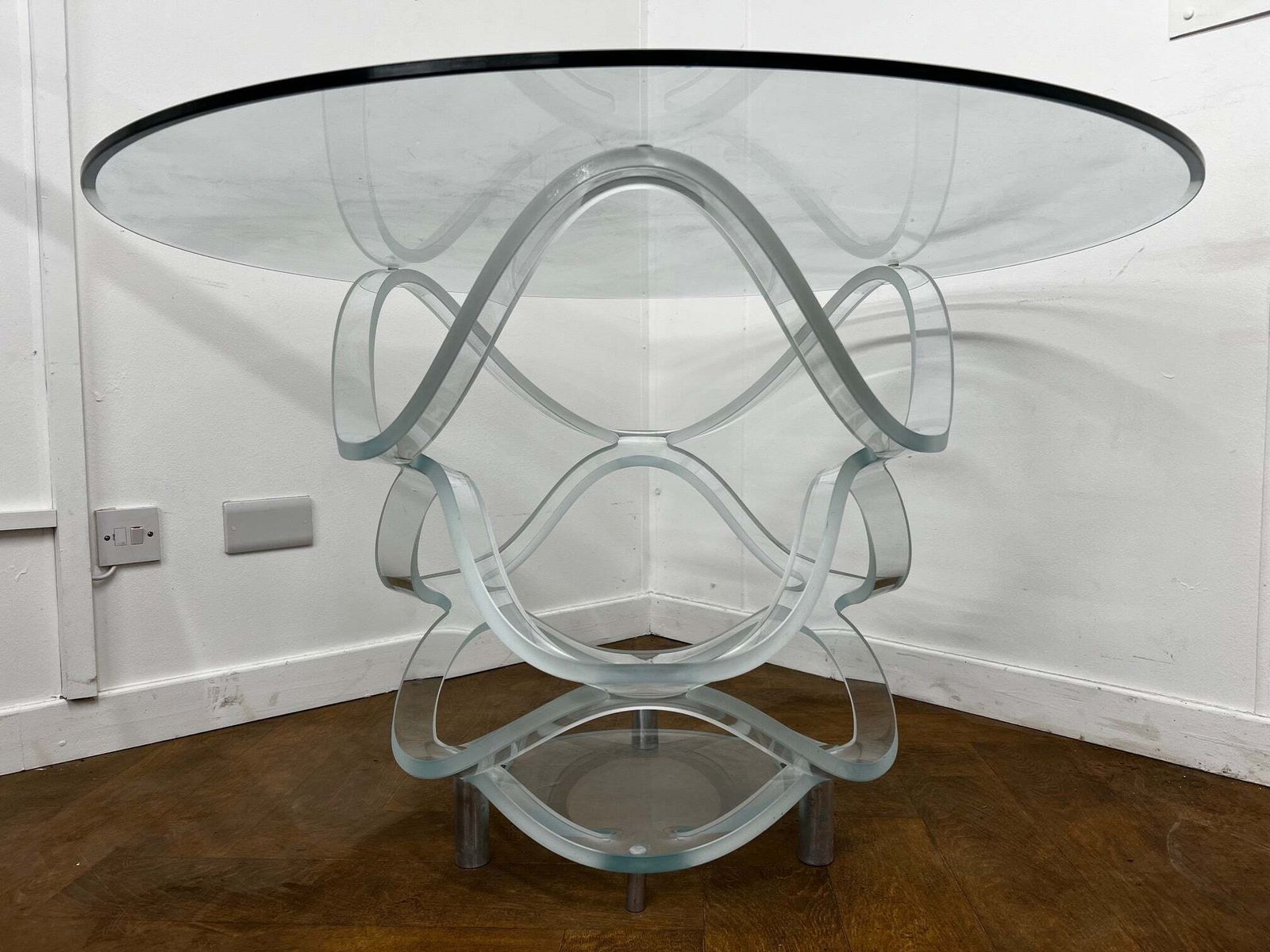 Reflex Angelo Neolitico 72 Vetro Murano Glass Circular Diningtable. photo for sale