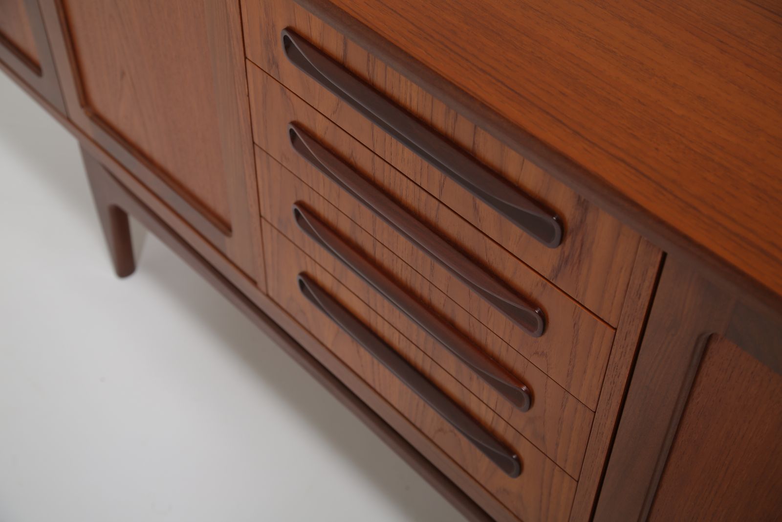 G Plan Long Teak Sideboard Model ‘Fresco’ By Victor Bramwell Wilkins, 1960s photo vintage