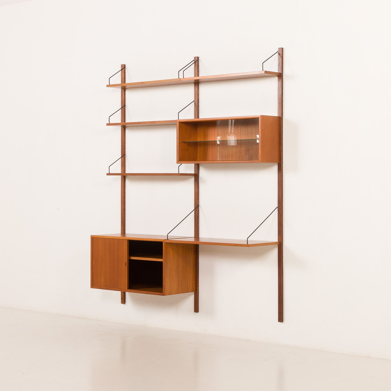 Poul Cadovius Teak Wall Unit For Cado, 1960s photo vinterior
