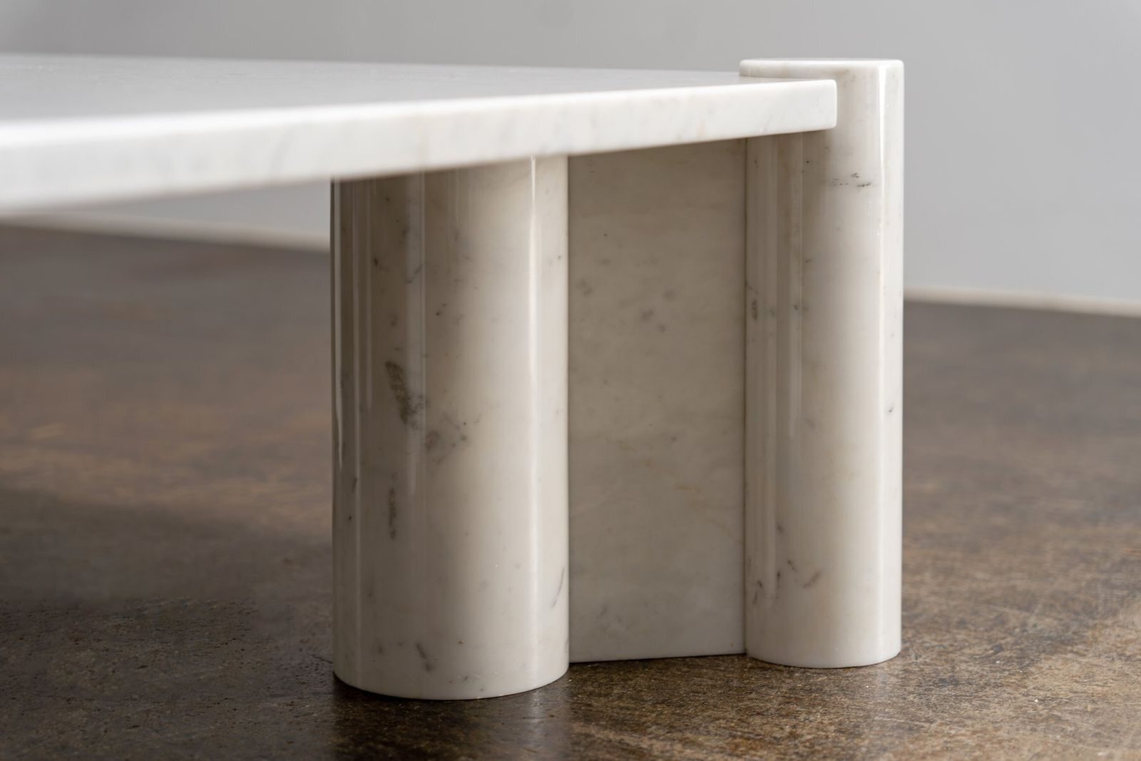 Jumbo Coffee Table In Marble By Gae Aulenti For Knoll Inc. / Knoll International, Italy, 1960s photo for sale