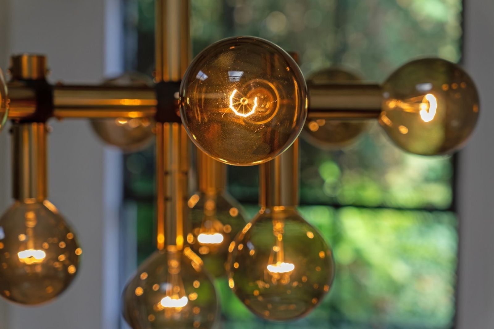 photo buy Atomic Chandelier By Trix & Robert Haussmann For Swiss Lamp International, 1960s