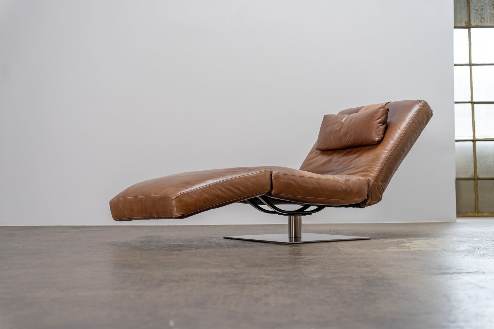 Zeta Chaise Lounge In Leather From Natuzzi, 2000s