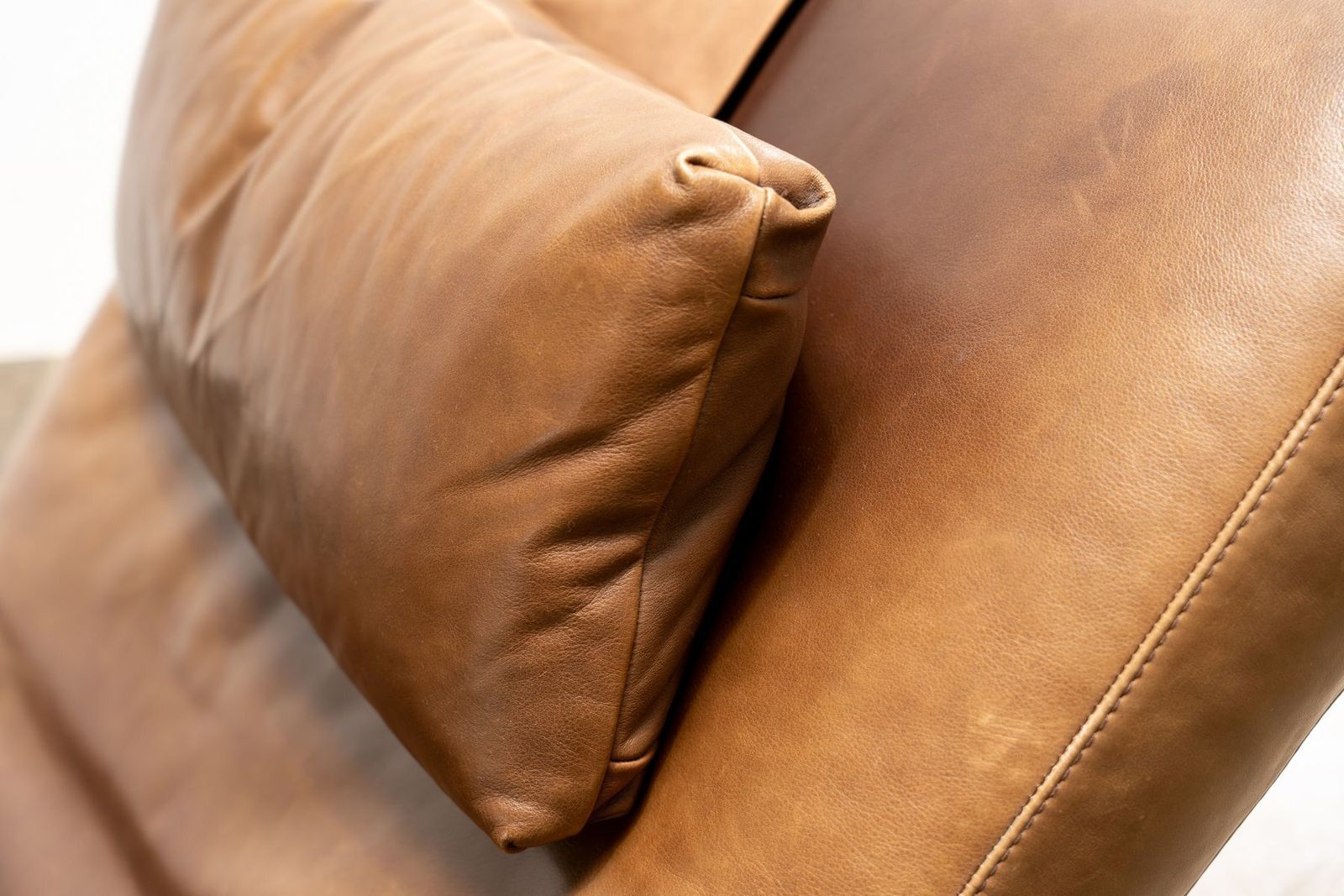 Zeta Chaise Lounge In Leather From Natuzzi, 2000s photo Furniture