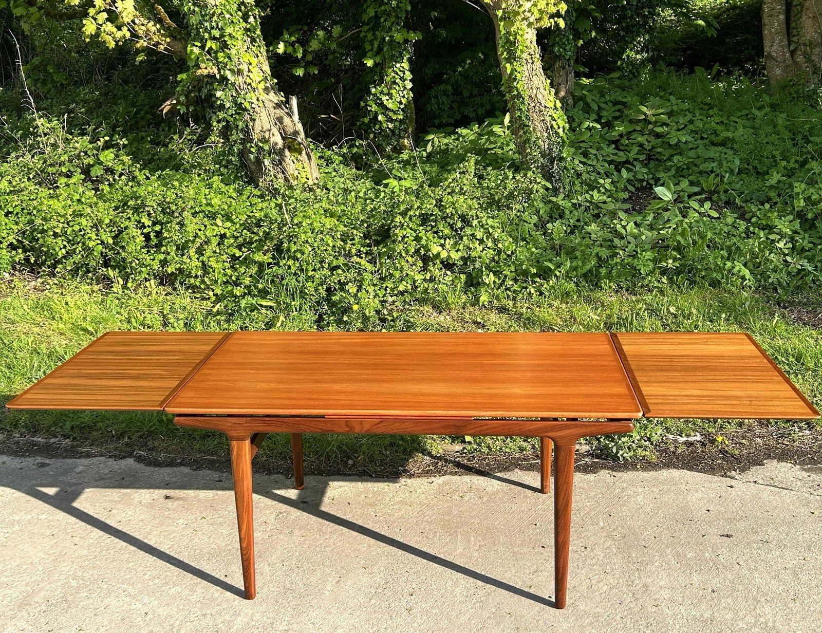 Sensational Mid Century Danish Teak Extending Dining Table Johannes Andersen Uldum Mobelfabrik 60's photo Furniture