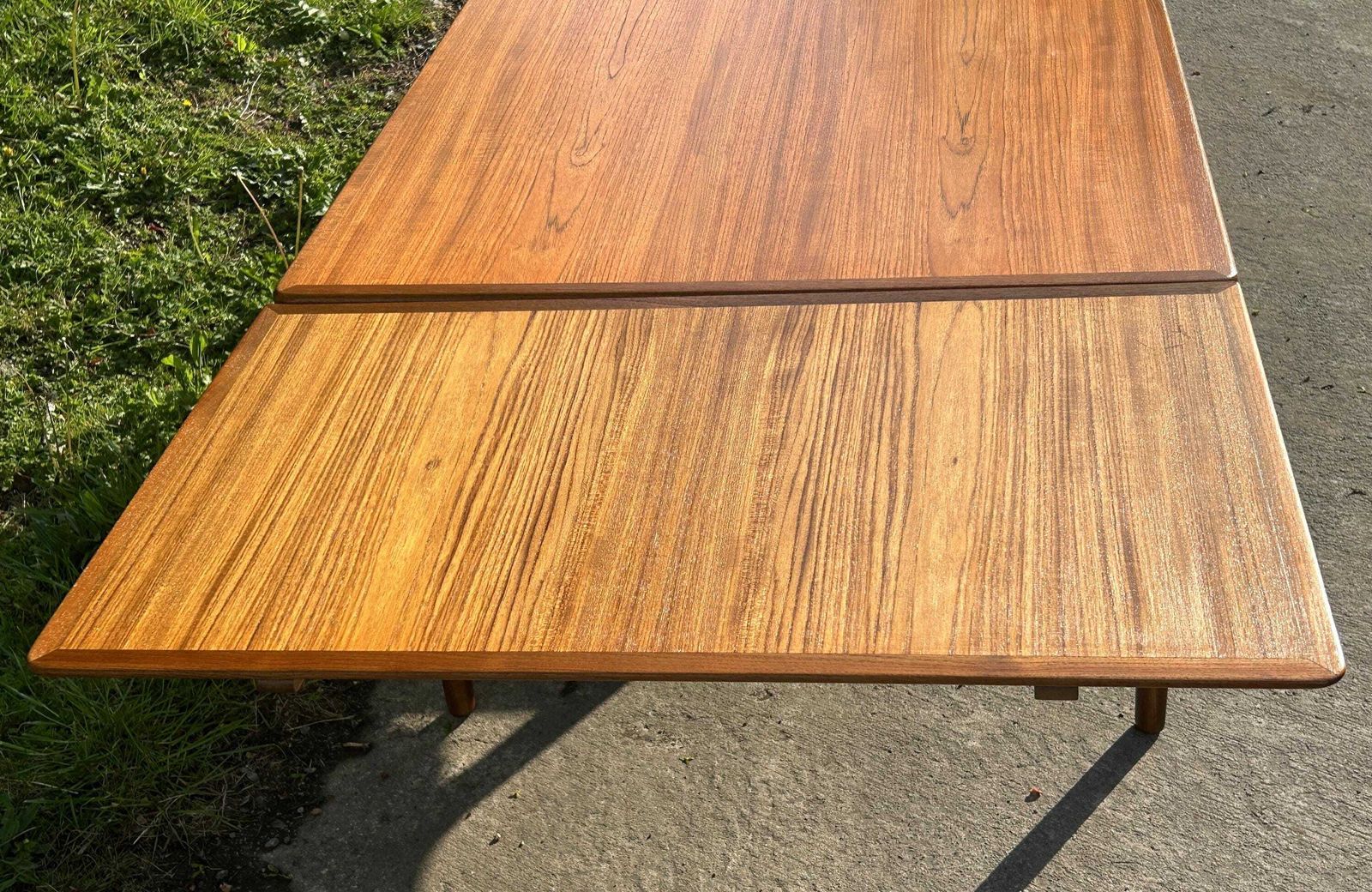 Sensational Mid Century Danish Teak Extending Dining Table Johannes Andersen Uldum Mobelfabrik 60's photo vintage